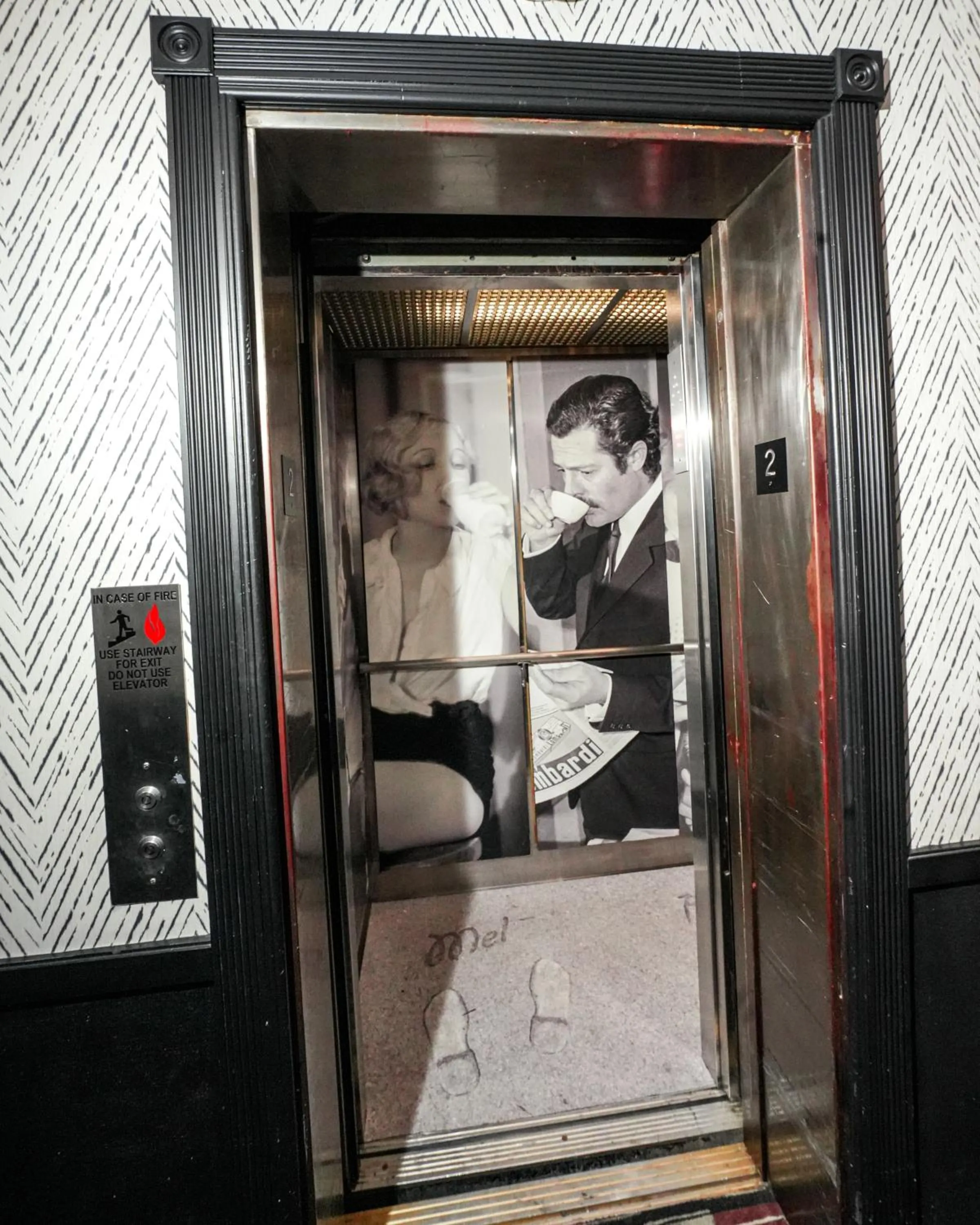 elevator in The Hollywood Franklin Hotel near Universal Studios