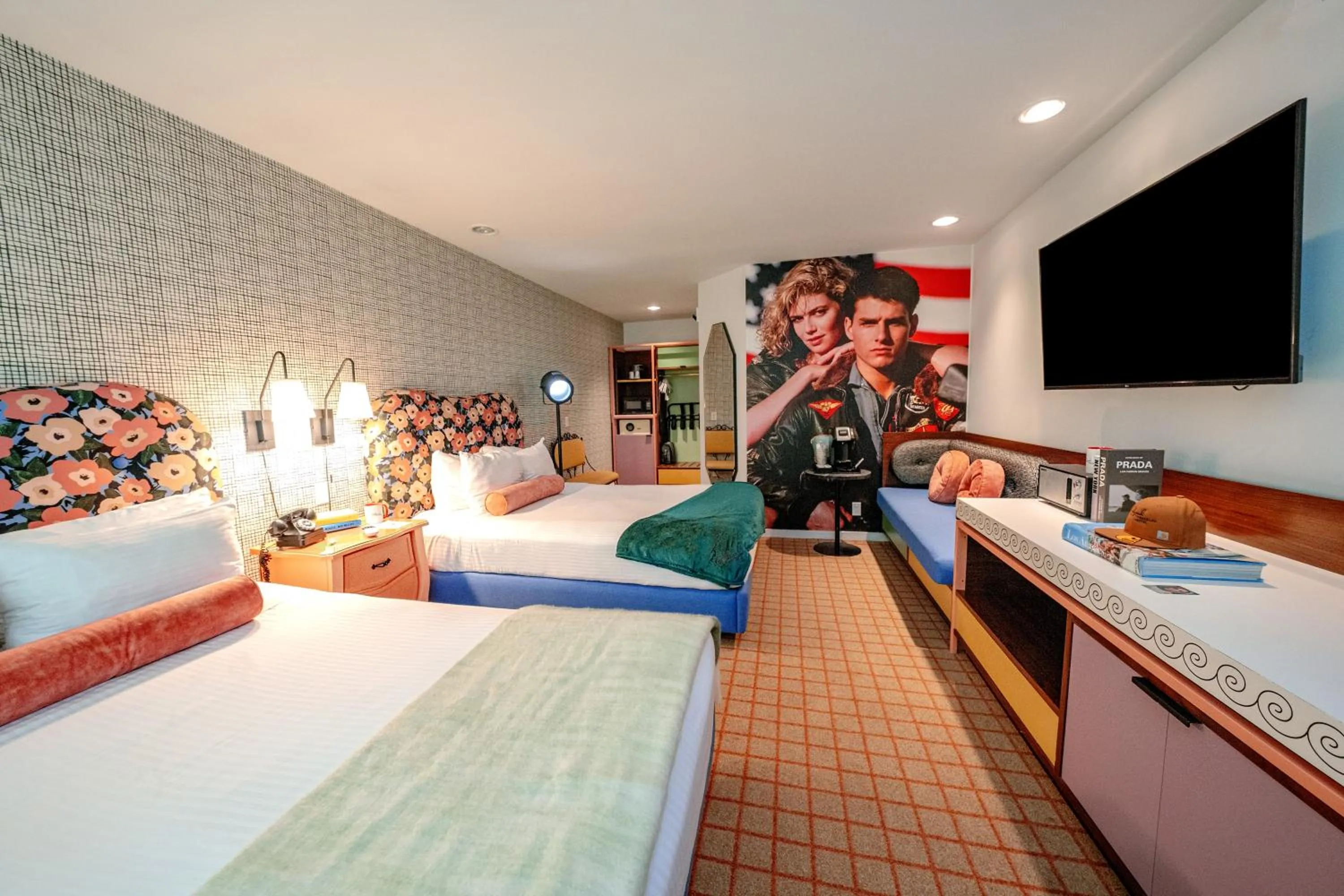 Bed in The Hollywood Franklin Hotel near Universal Studios