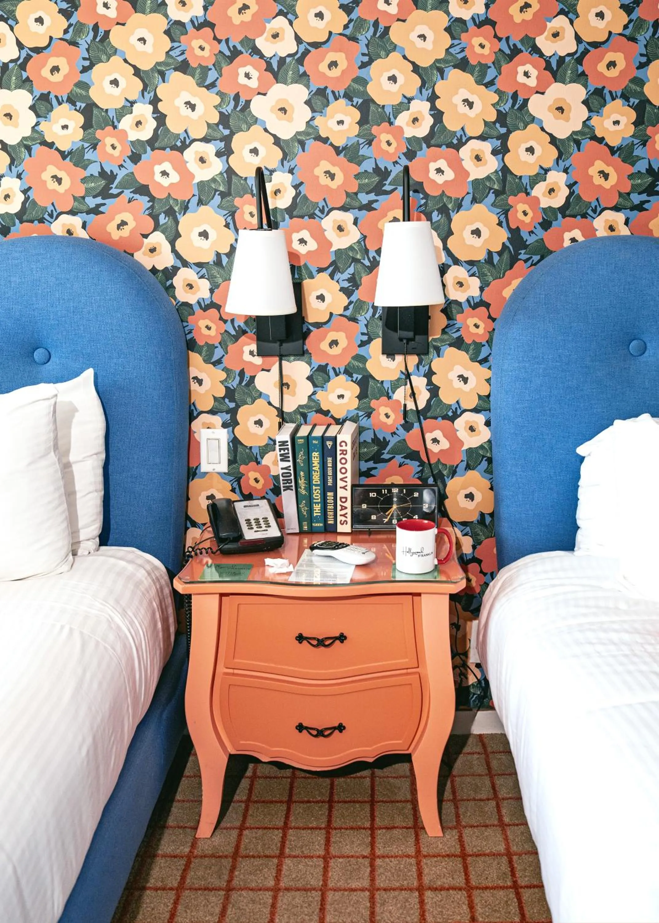 Bed in The Hollywood Franklin Hotel near Universal Studios