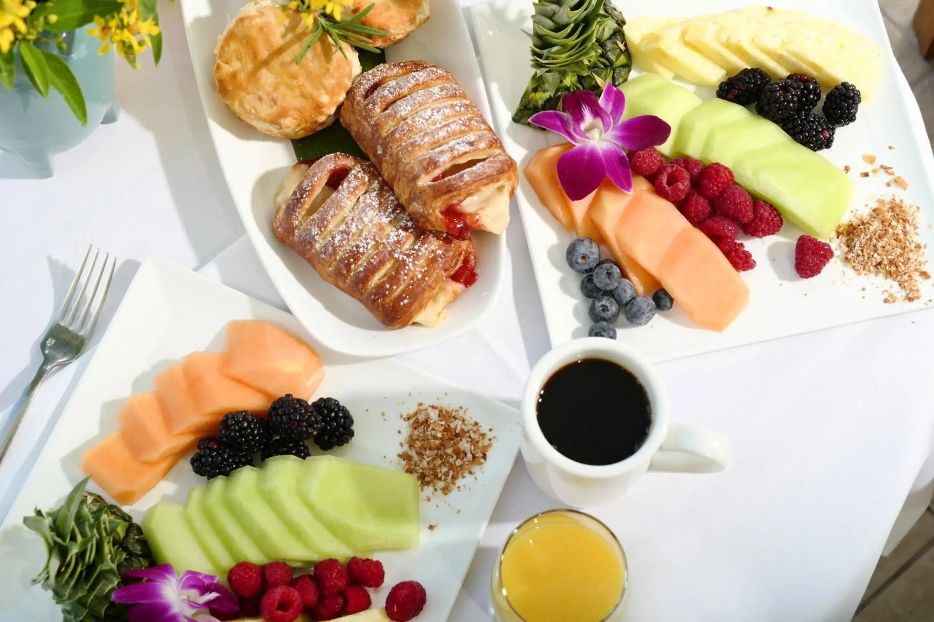 Food and drinks in Ocean Key Resort & Spa, a Noble House Resort Food and drinks in Ocean Key Resort & Spa, a Noble House Resort