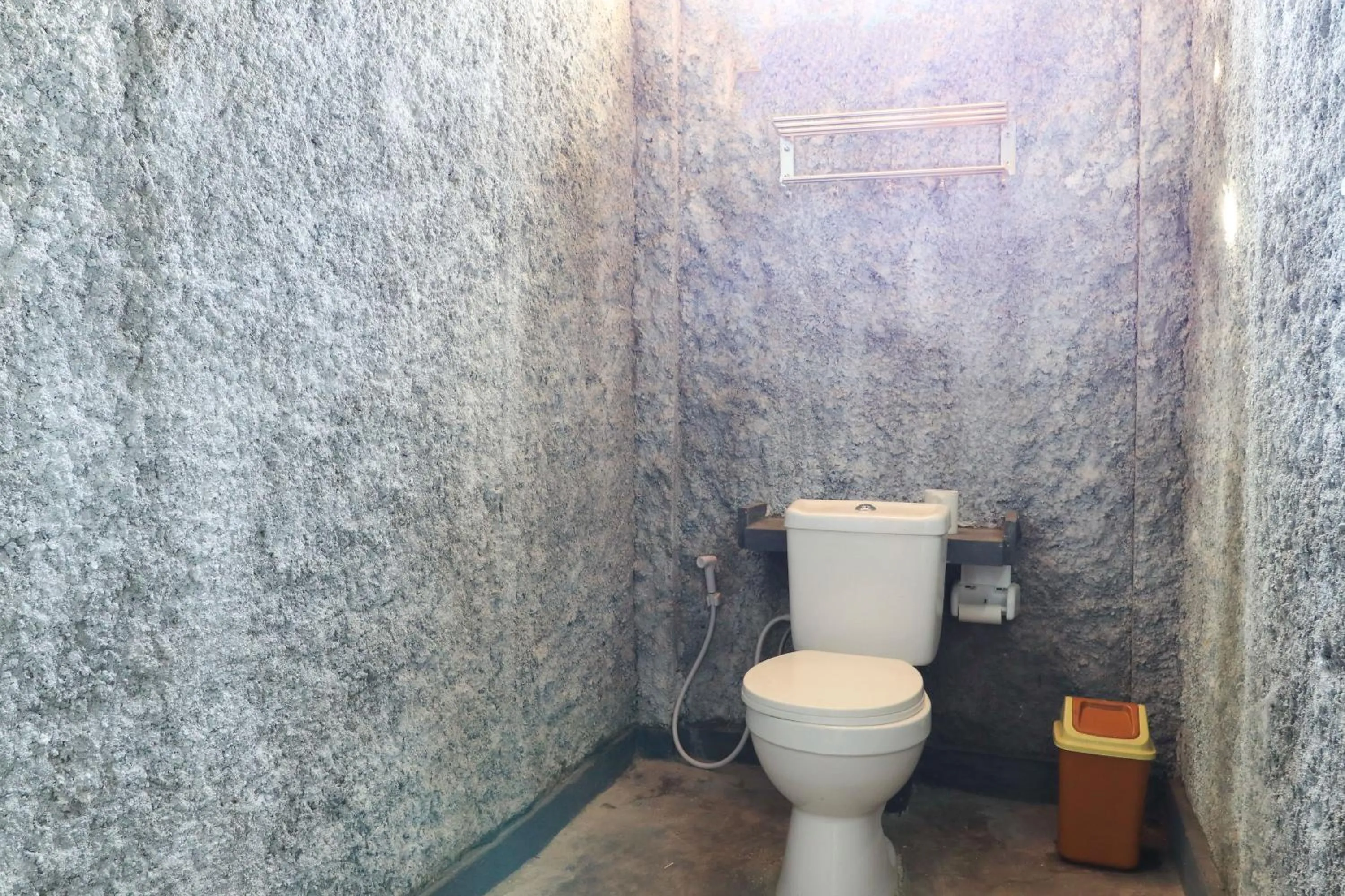 Toilet in Hostel Bukit Sangcure