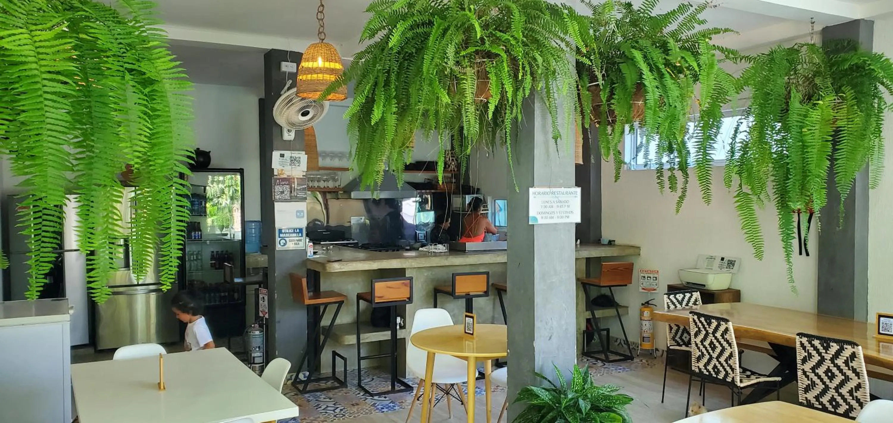 Restaurant/places to eat in Ritacuba House Boutique