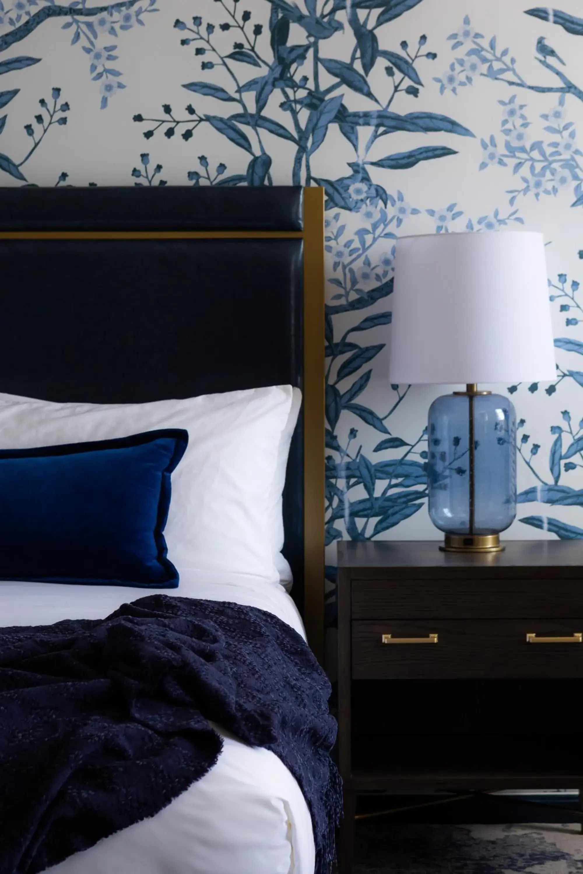 Bedroom, Bed in Admiral Fell Inn Baltimore Harbor, Ascend Hotel Collection Bedroom, Bed in Admiral Fell Inn Baltimore Harbor, Ascend Hotel Collection