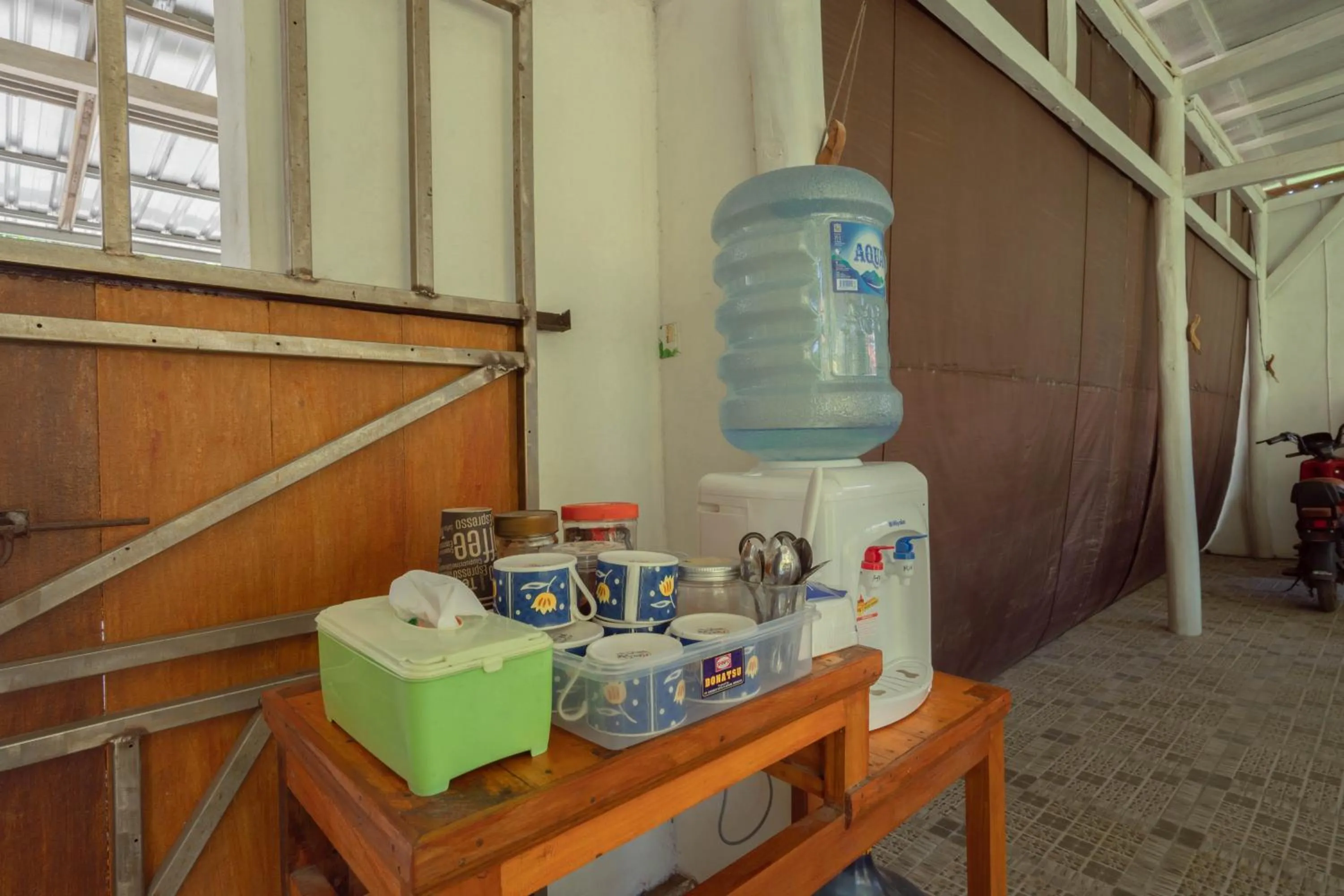 Property building in Omah Nusa Guesthouse RedPartner