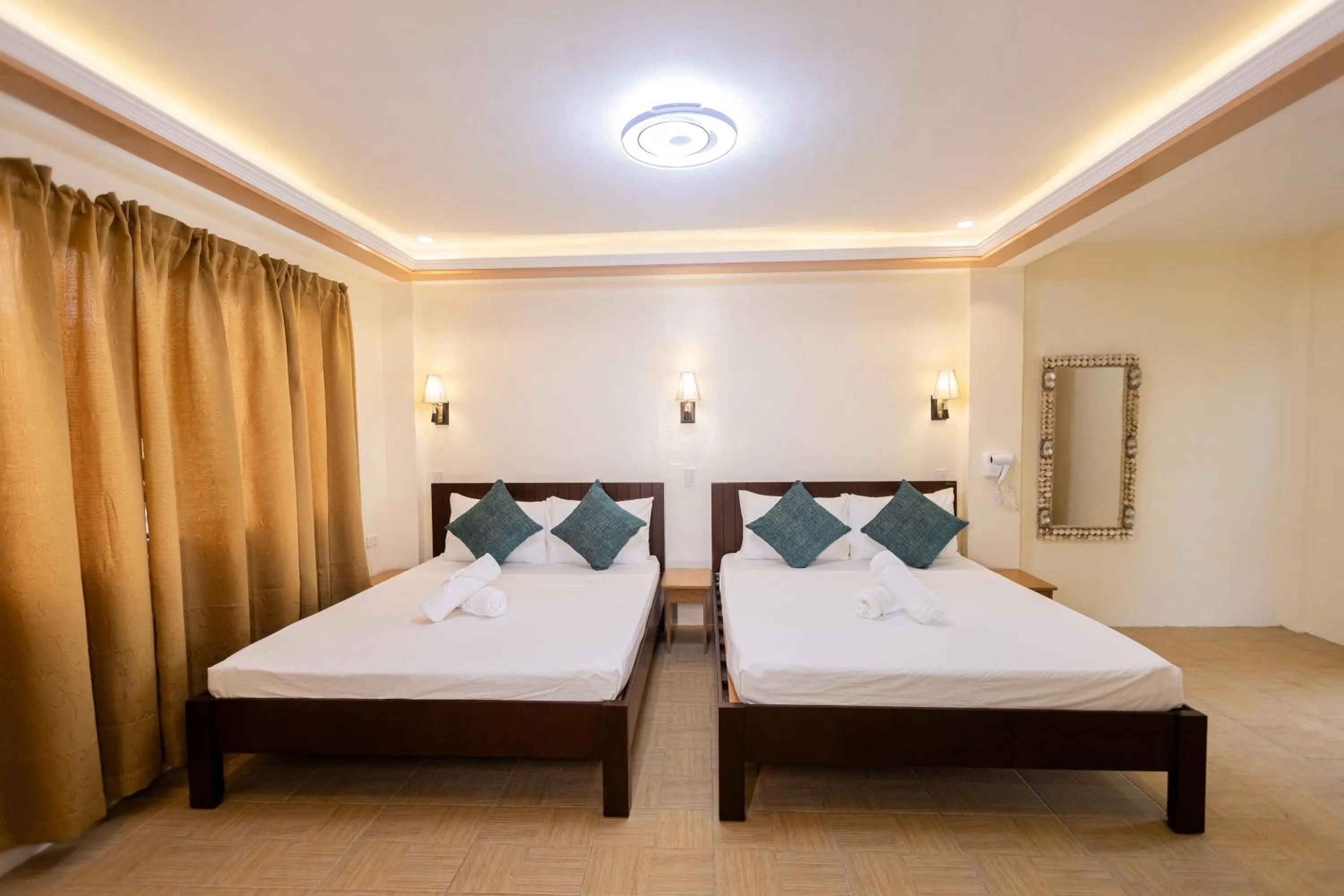 Bed in Anahaw Seaside Inn