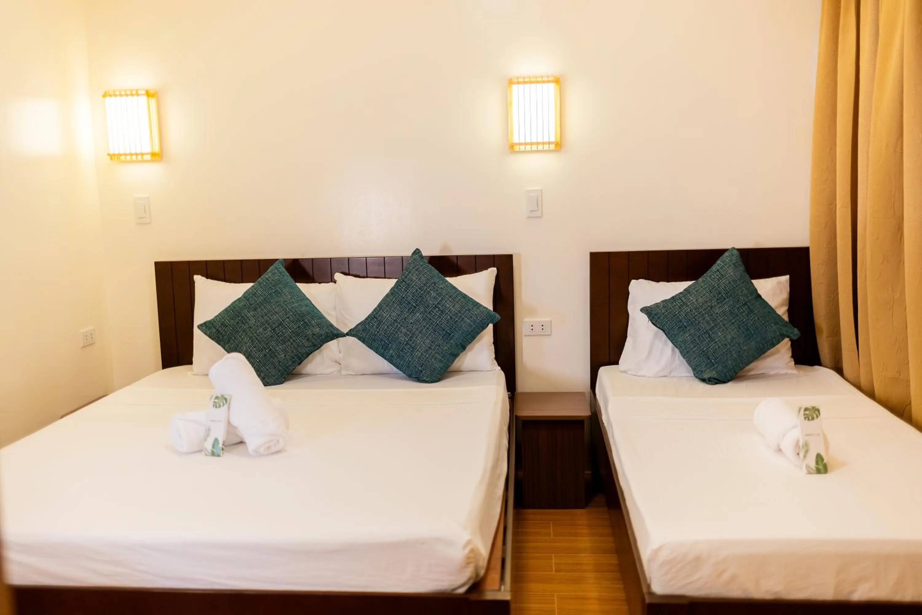 Bed in Anahaw Seaside Inn