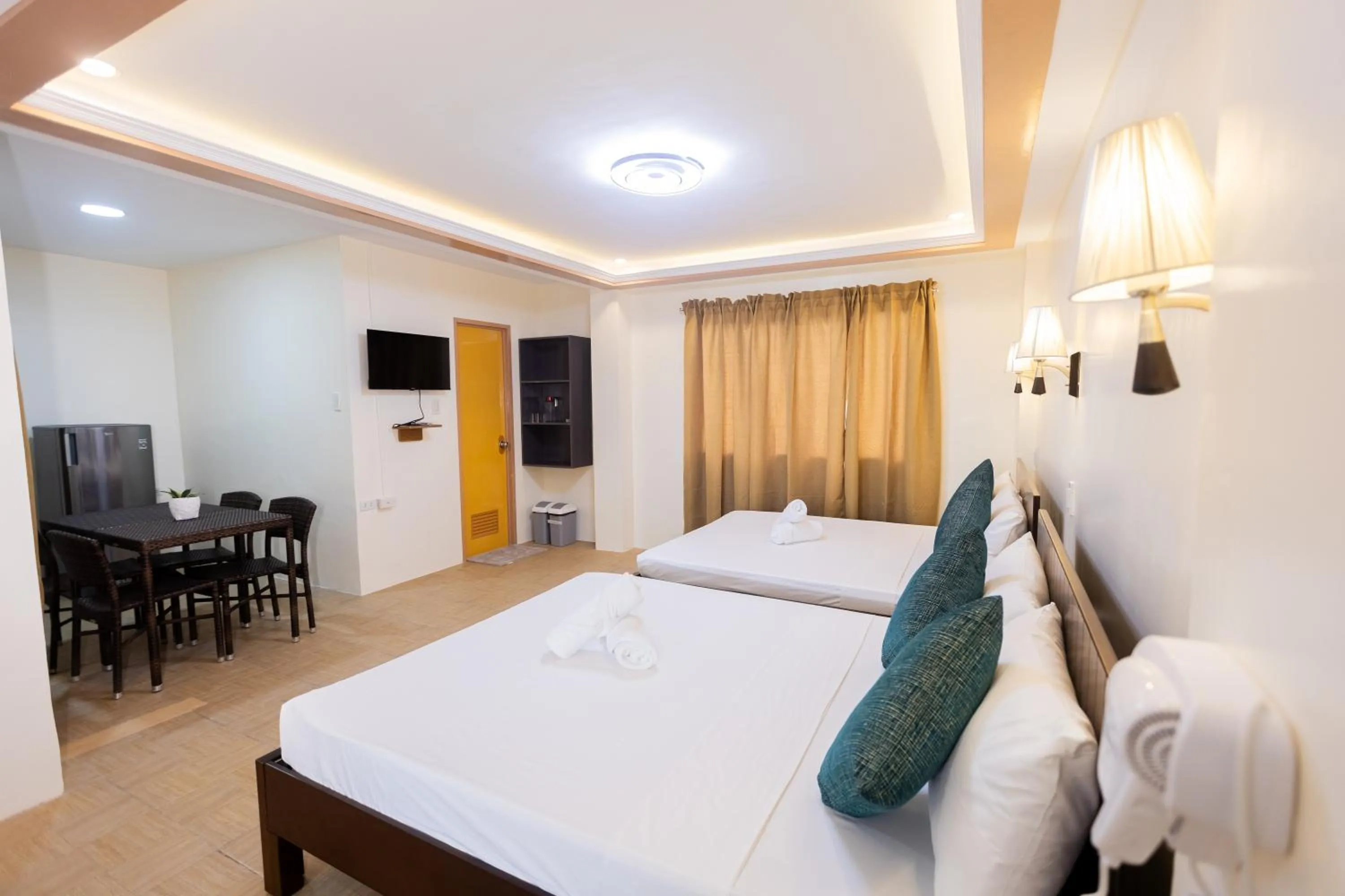 Bed in Anahaw Seaside Inn