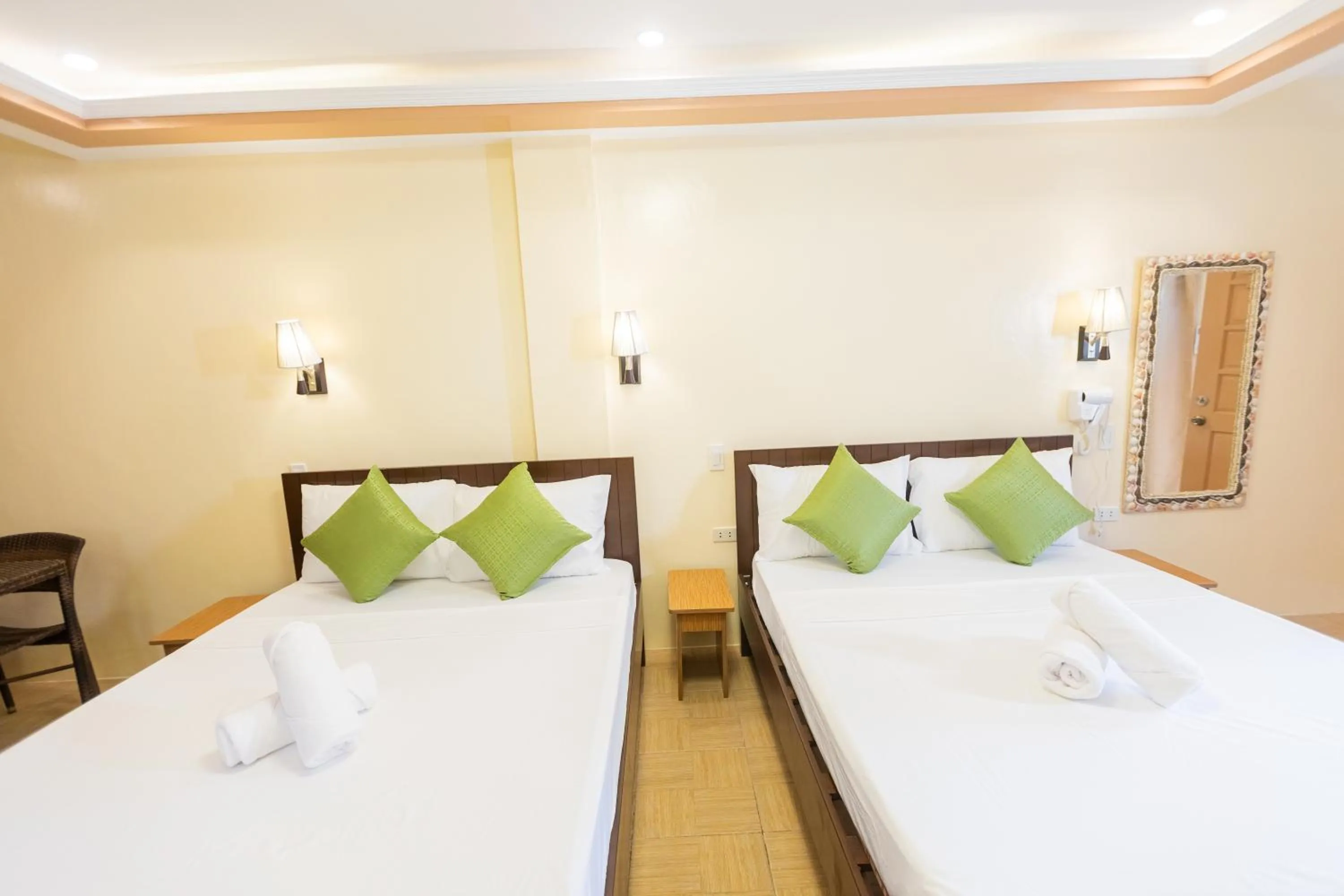 Bed in Anahaw Seaside Inn