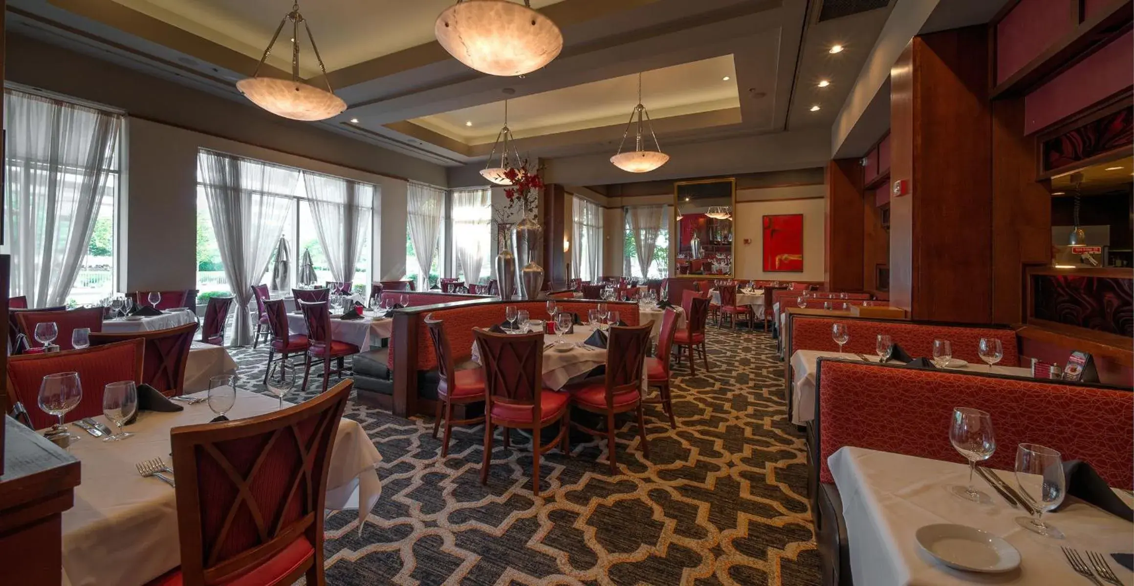 Restaurant/places to eat in Pier 5 Hotel Baltimore Restaurant/places to eat in Pier 5 Hotel Baltimore