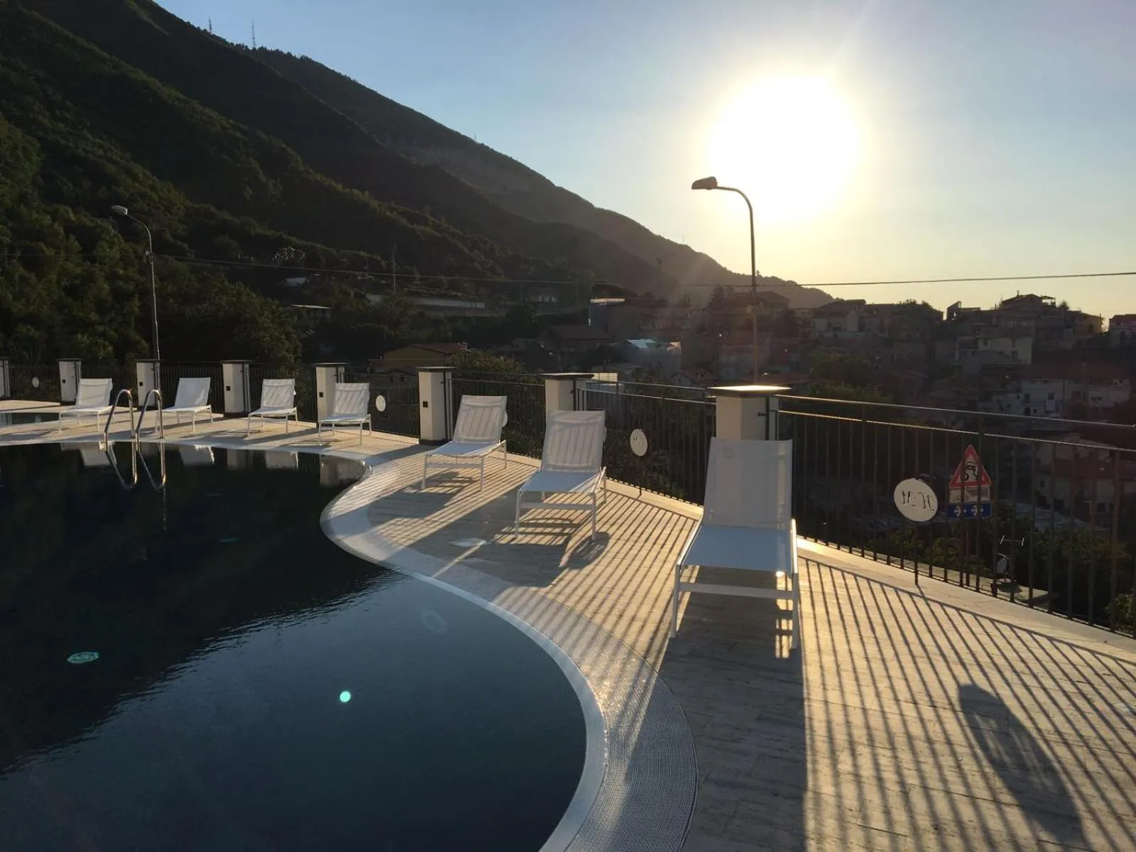 Swimming pool in Hotel Ristorante Montuori