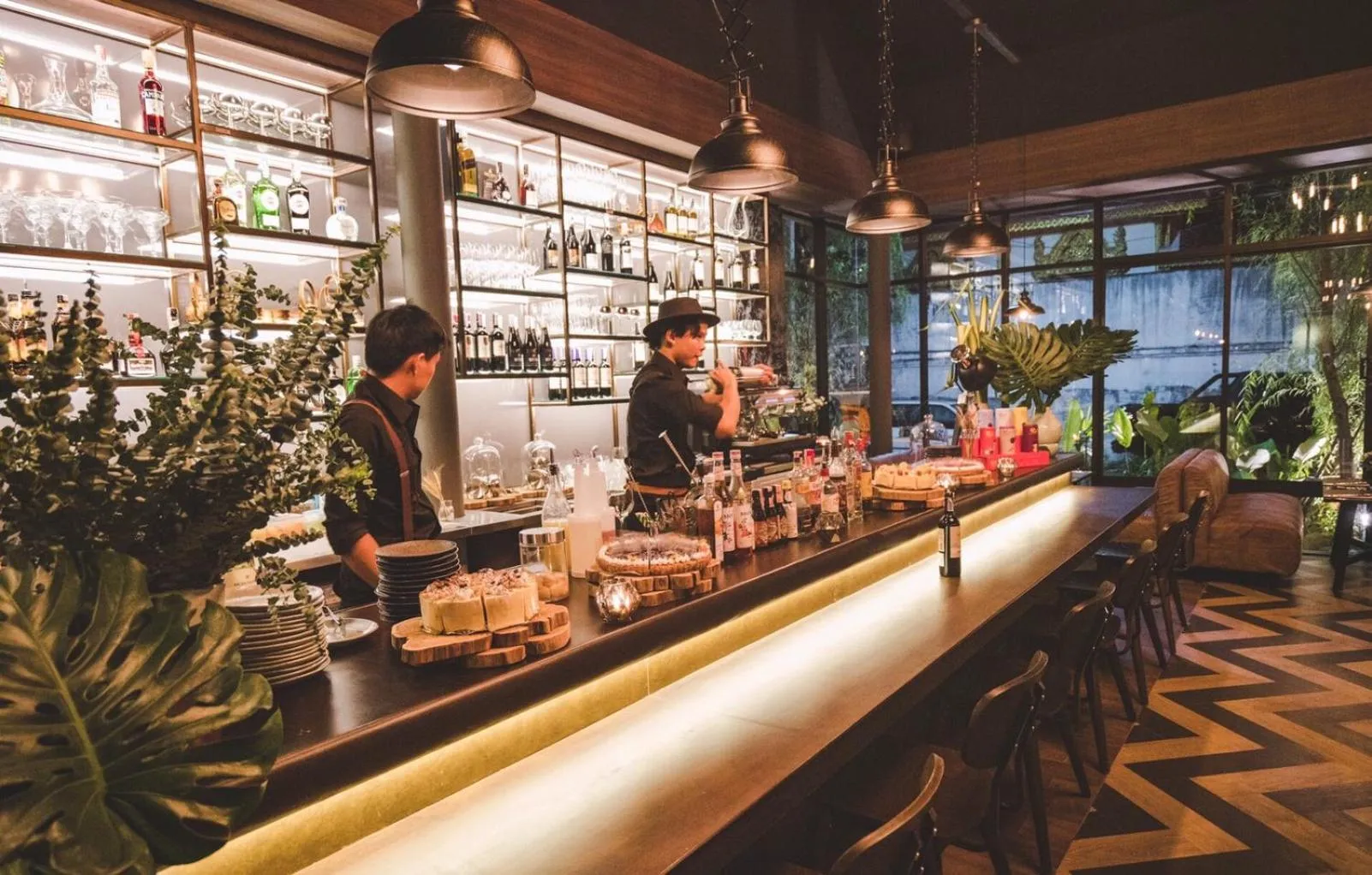 Staff in Spice House