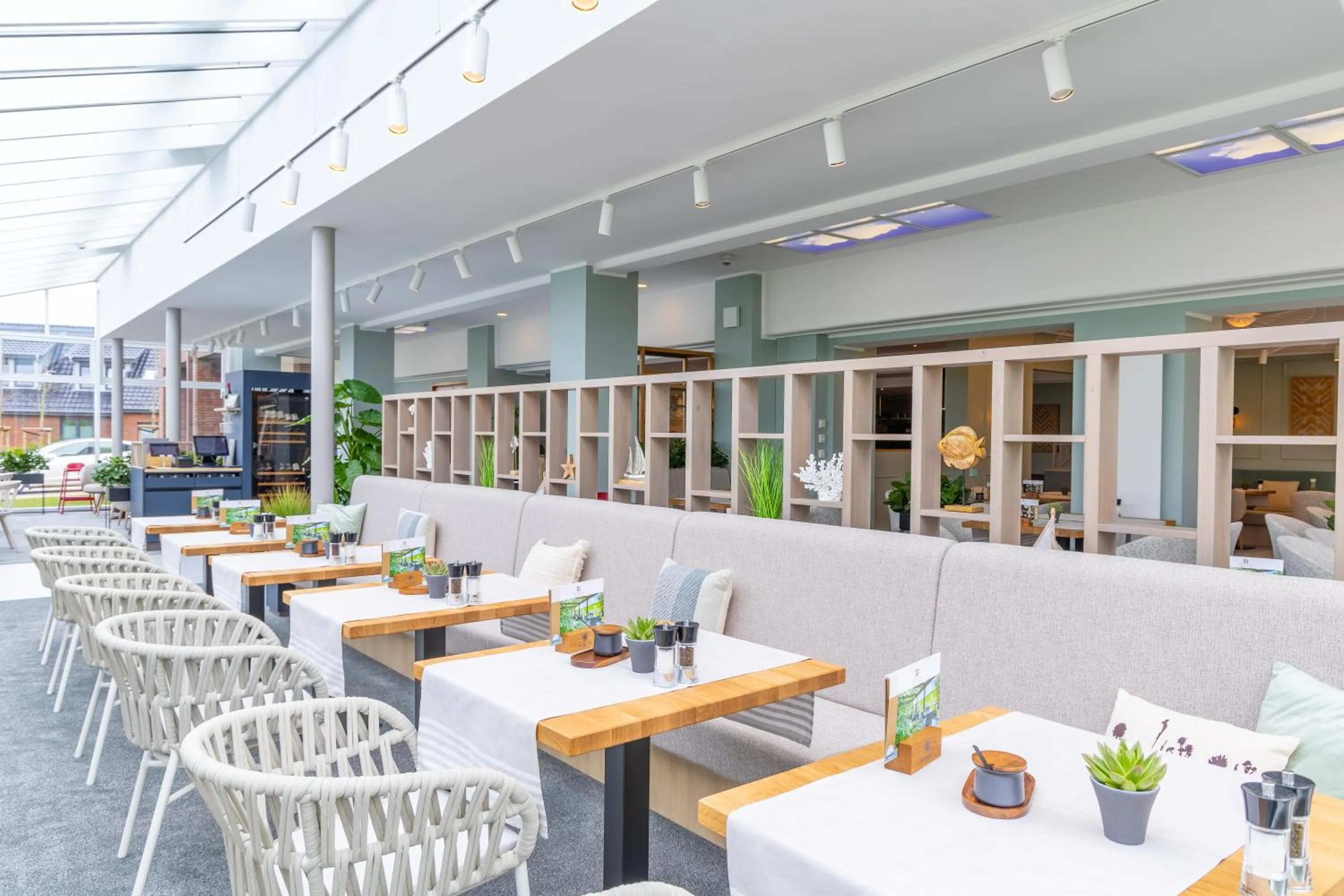 Restaurant/places to eat in Hotel Regina Maris