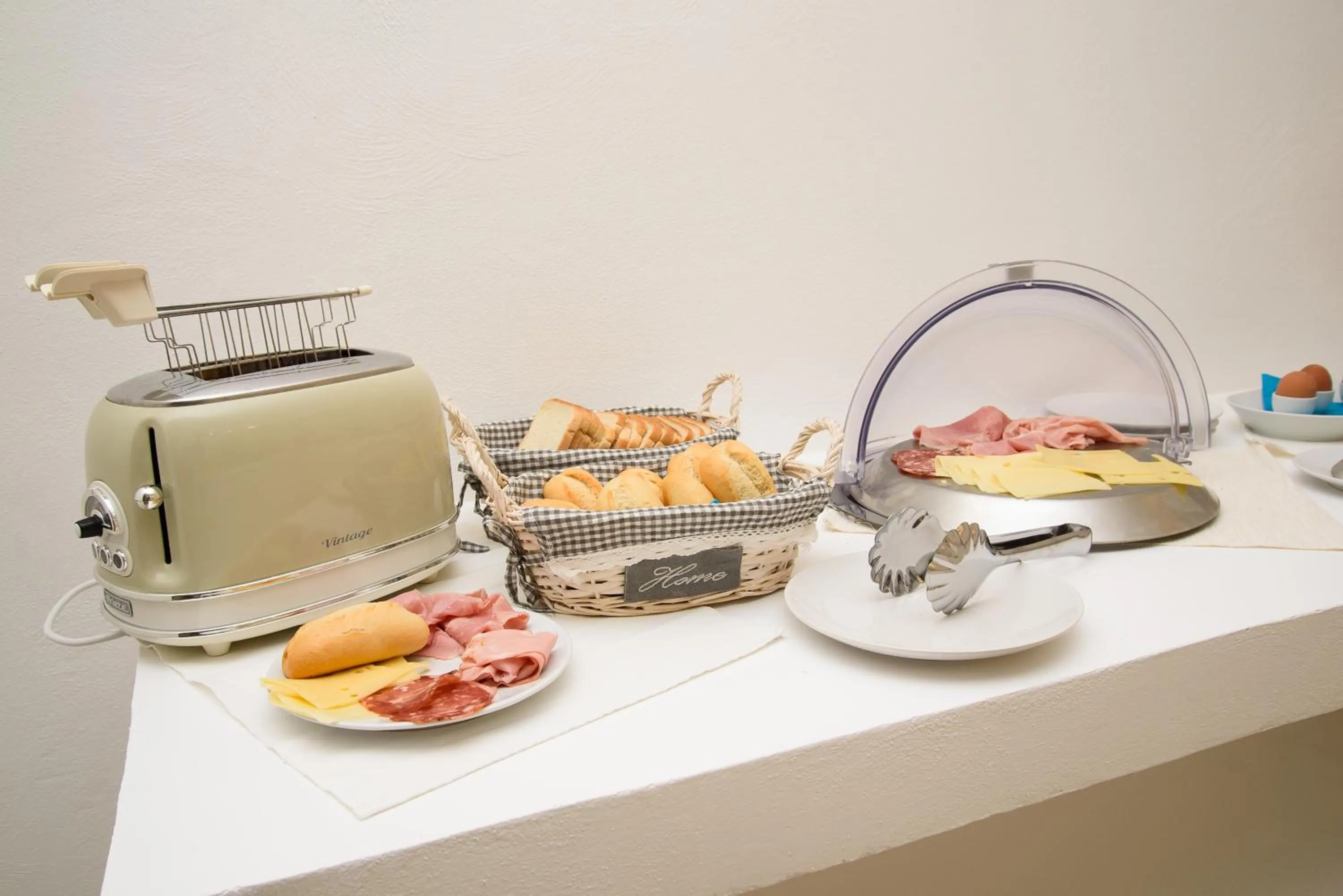 Food and drinks in Villa Fortuna Holiday Resort