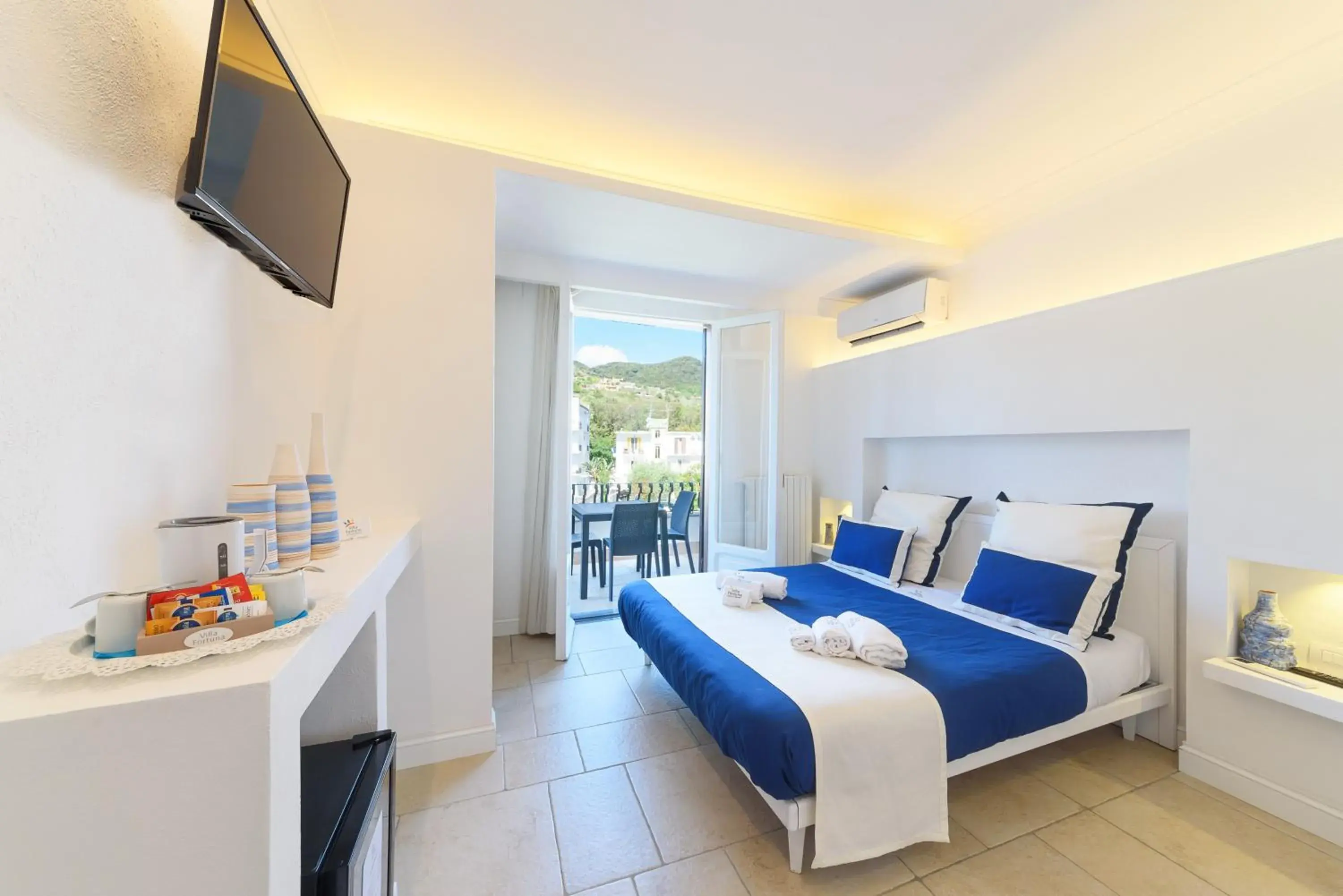 Bed in Villa Fortuna Holiday Resort Bed in Villa Fortuna Holiday Resort