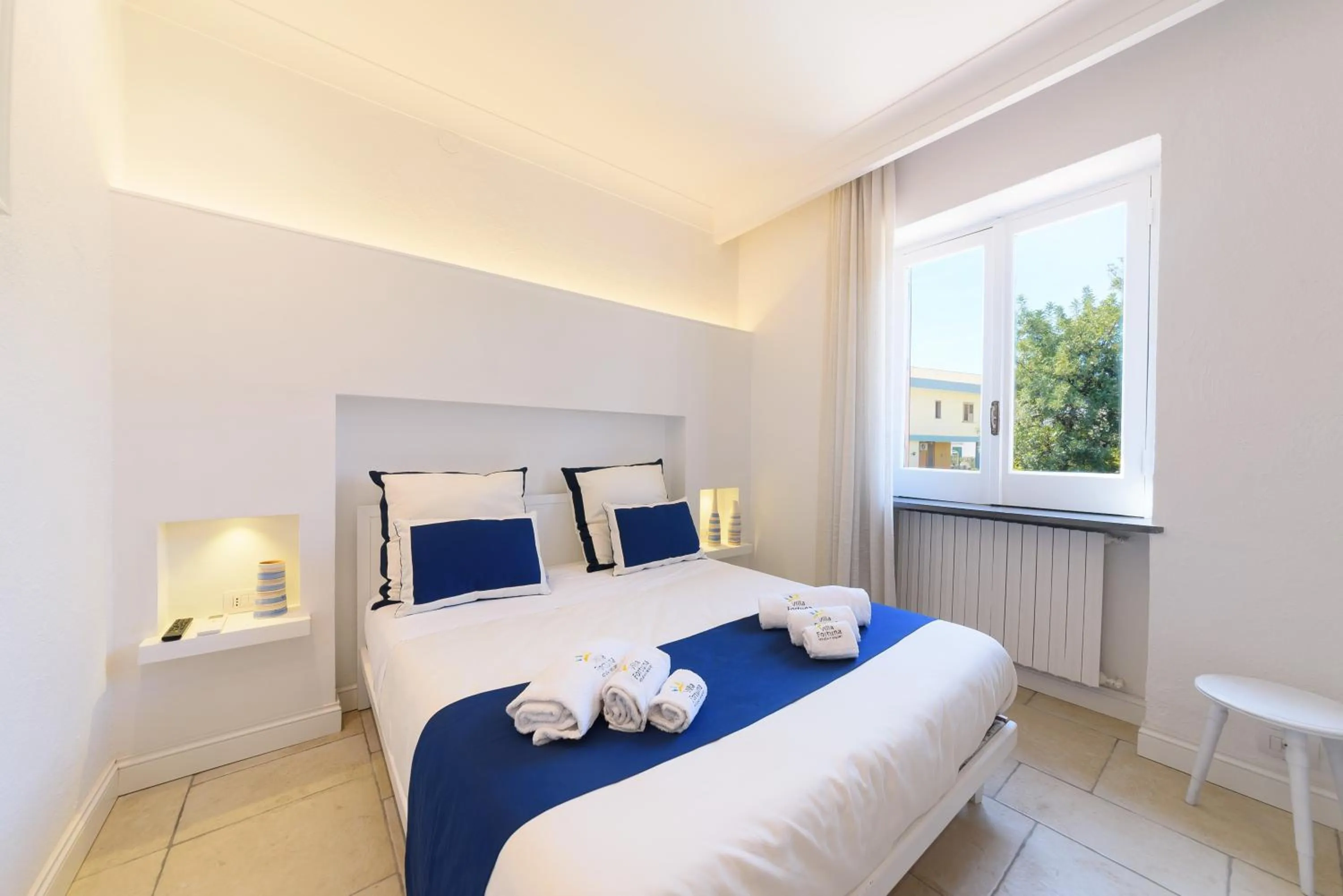 Bed in Villa Fortuna Holiday Resort