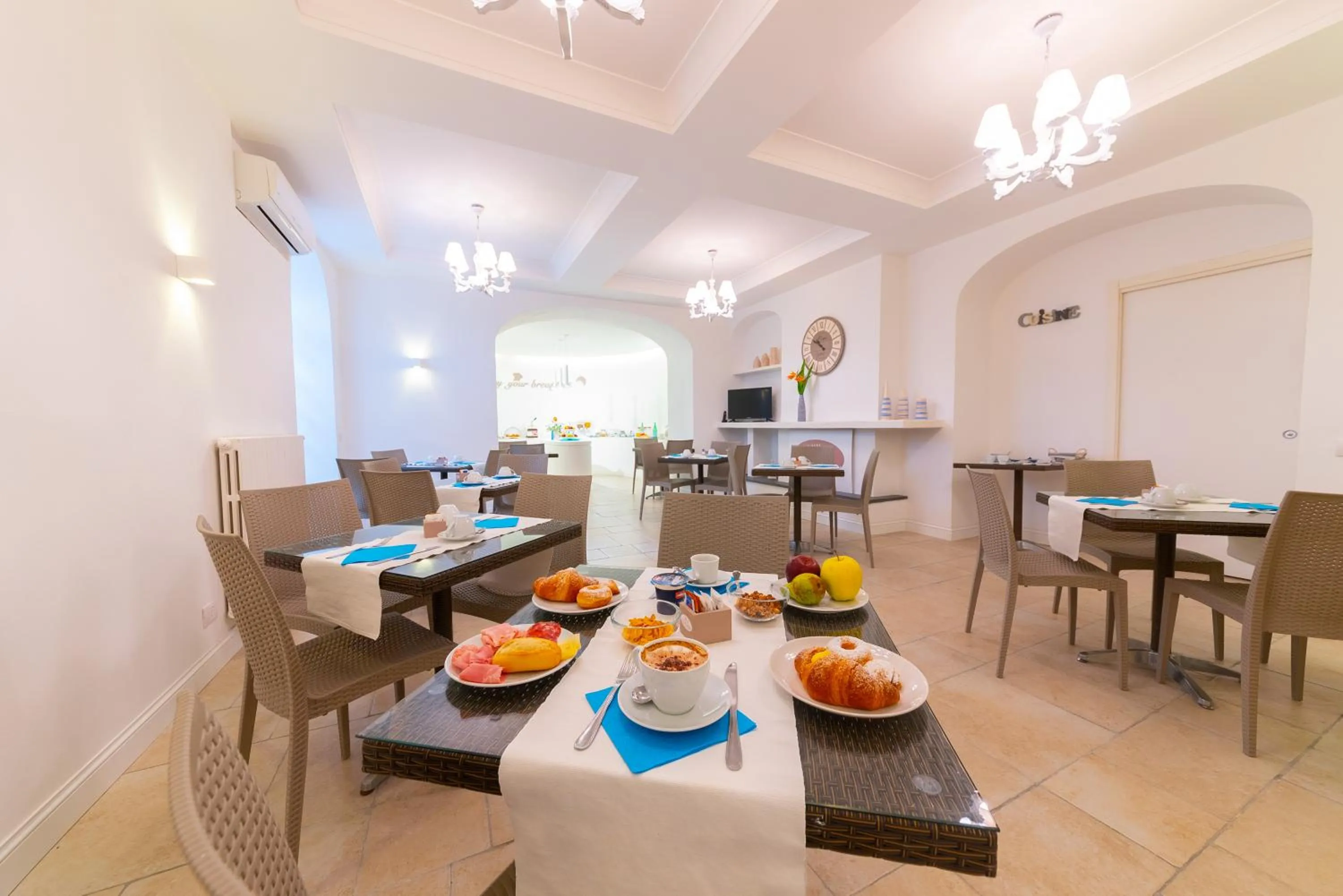 Lounge or bar in Villa Fortuna Holiday Resort