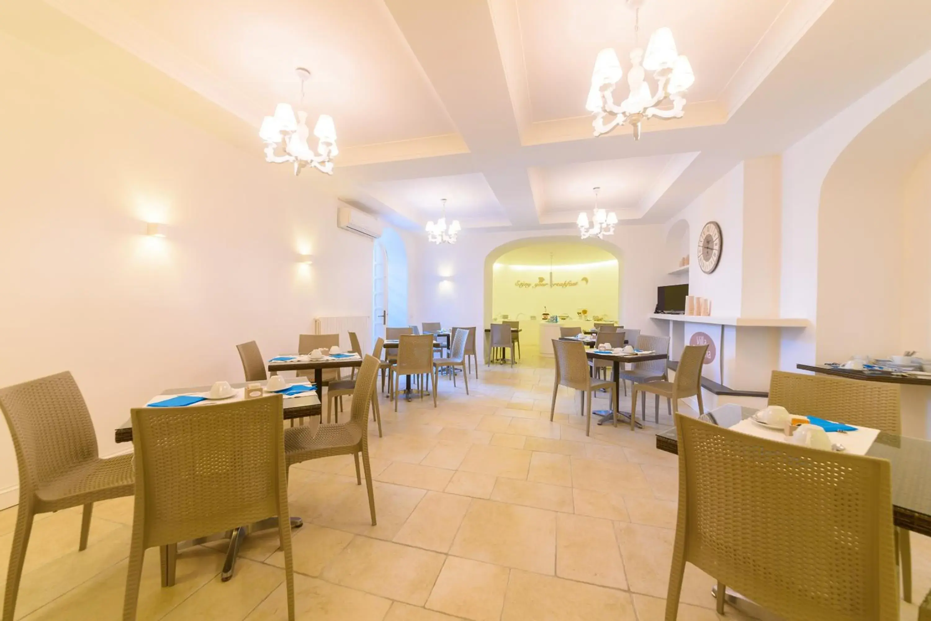 Lounge or bar in Villa Fortuna Holiday Resort Lounge or bar in Villa Fortuna Holiday Resort