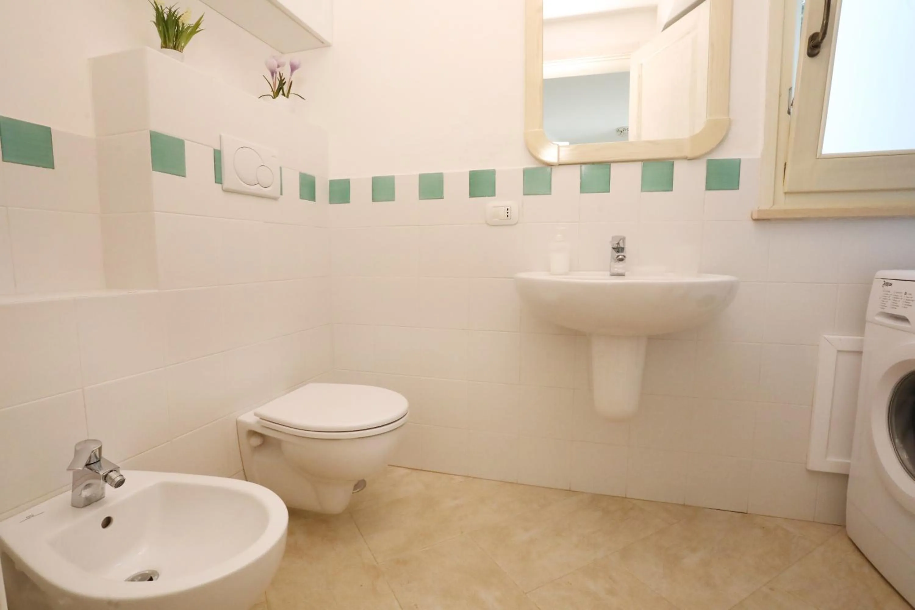 Shower in Villa Rosato