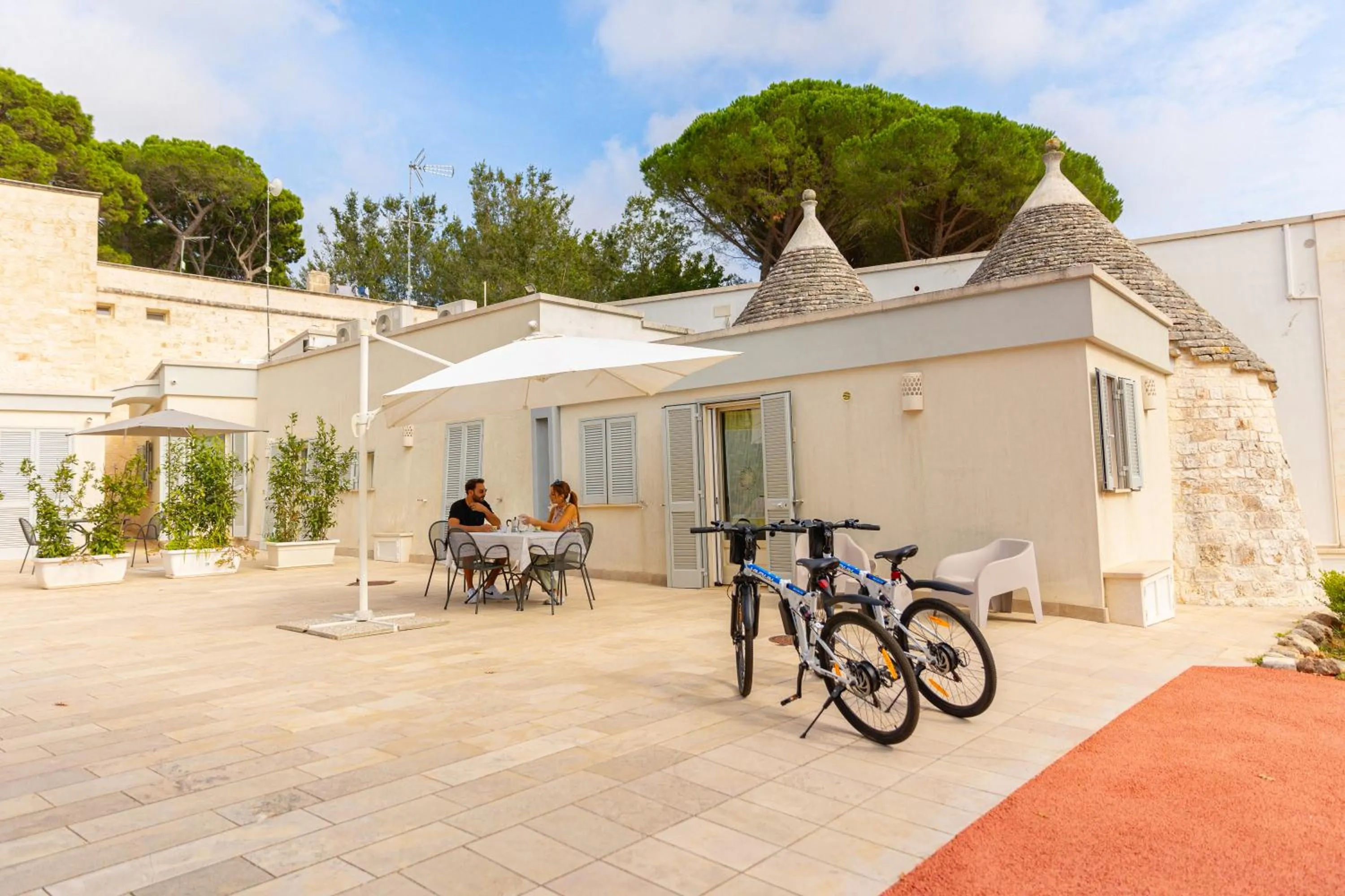 Cycling in Villa Rosato