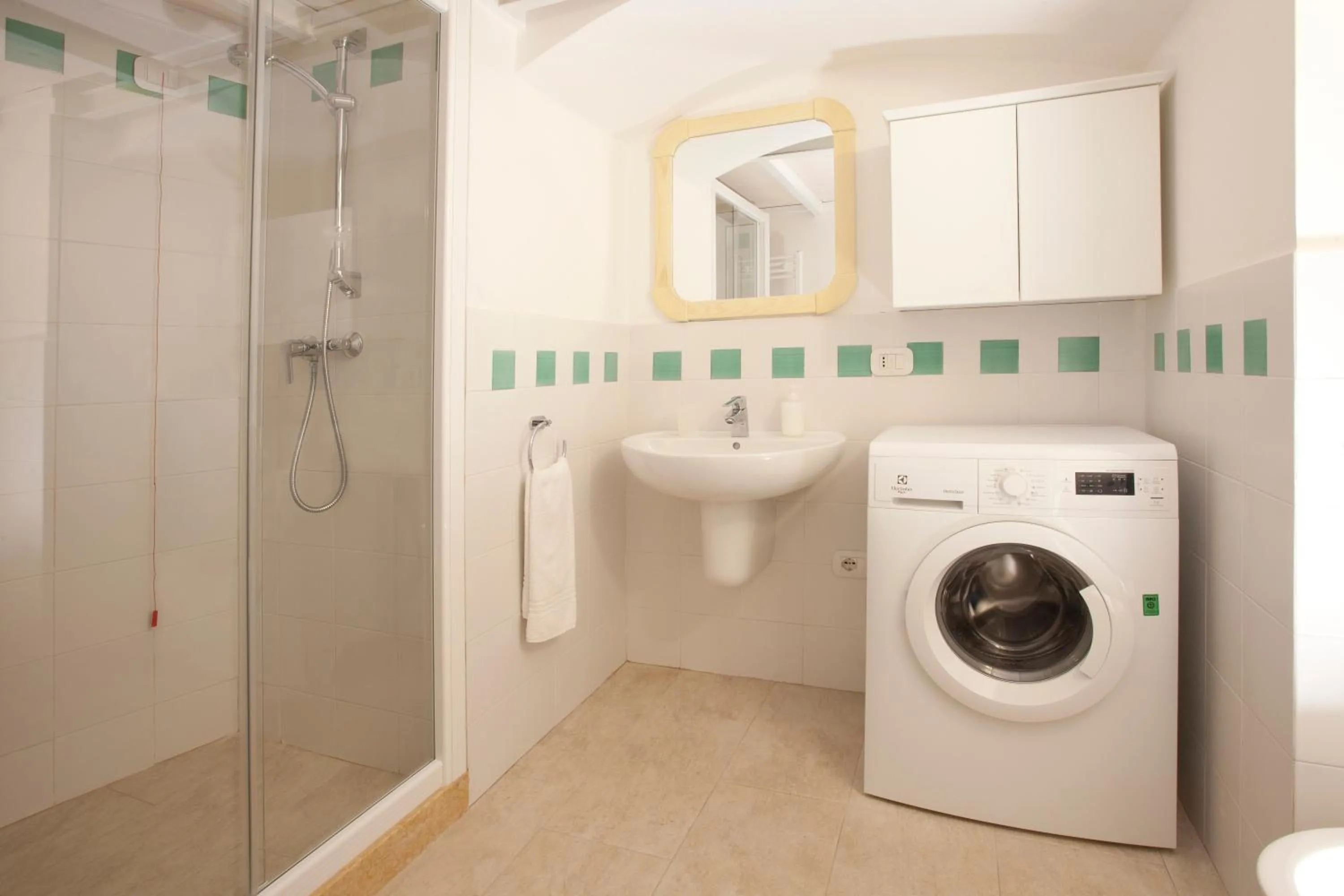 Shower in Villa Rosato