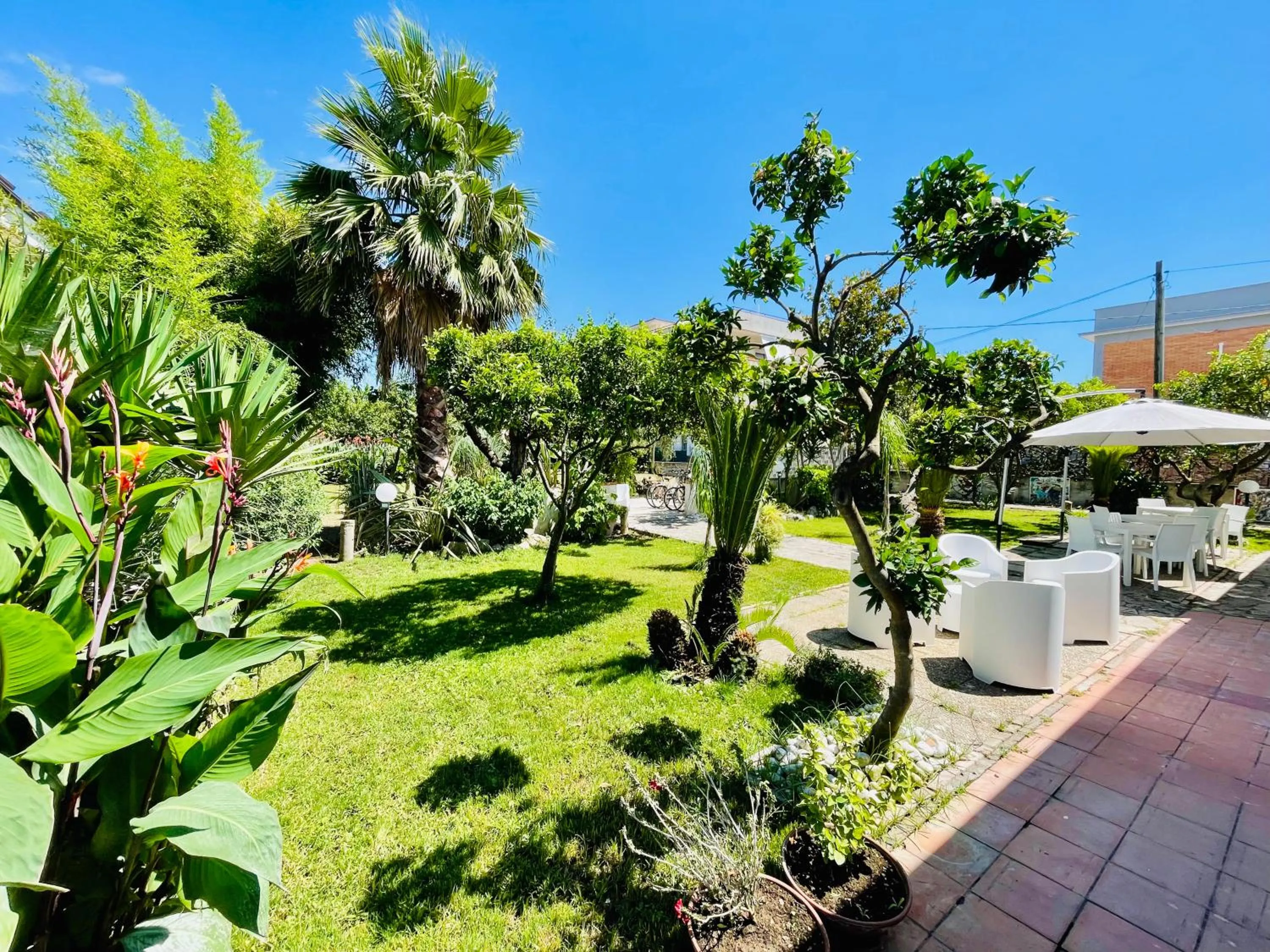Garden in Minturnae Hotel
