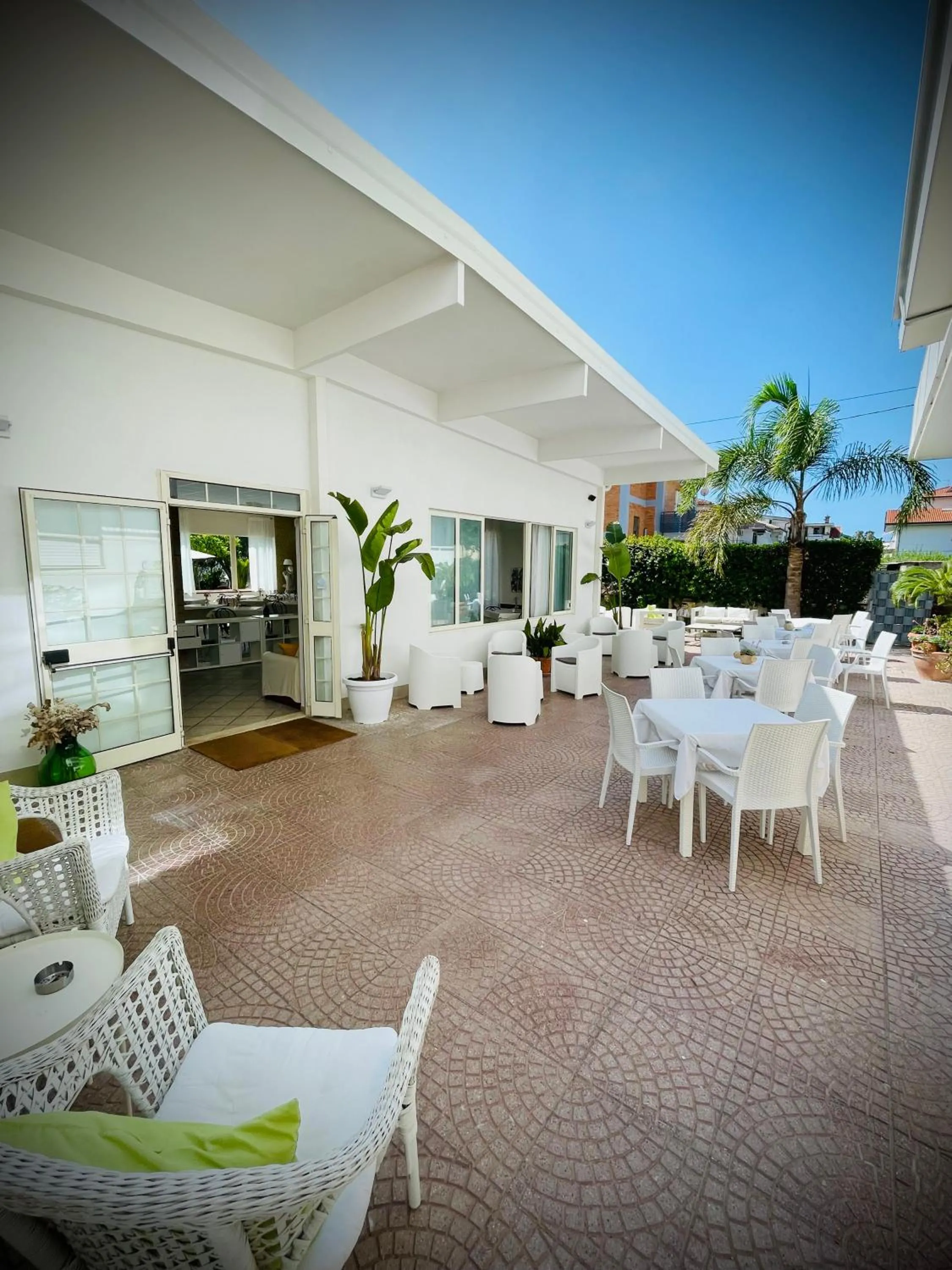 Property building in Minturnae Hotel