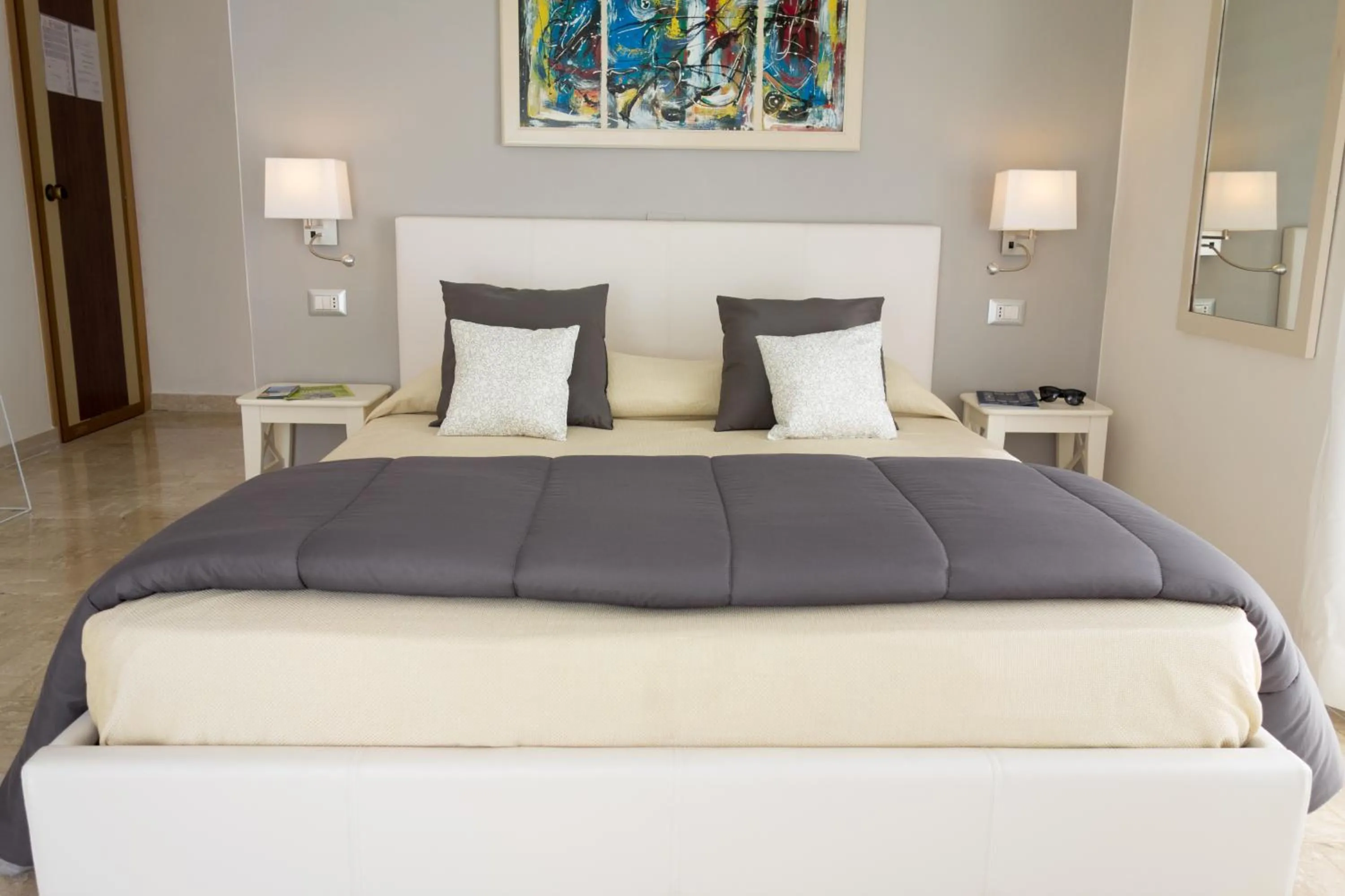 Bedroom, Bed in Minturnae Hotel