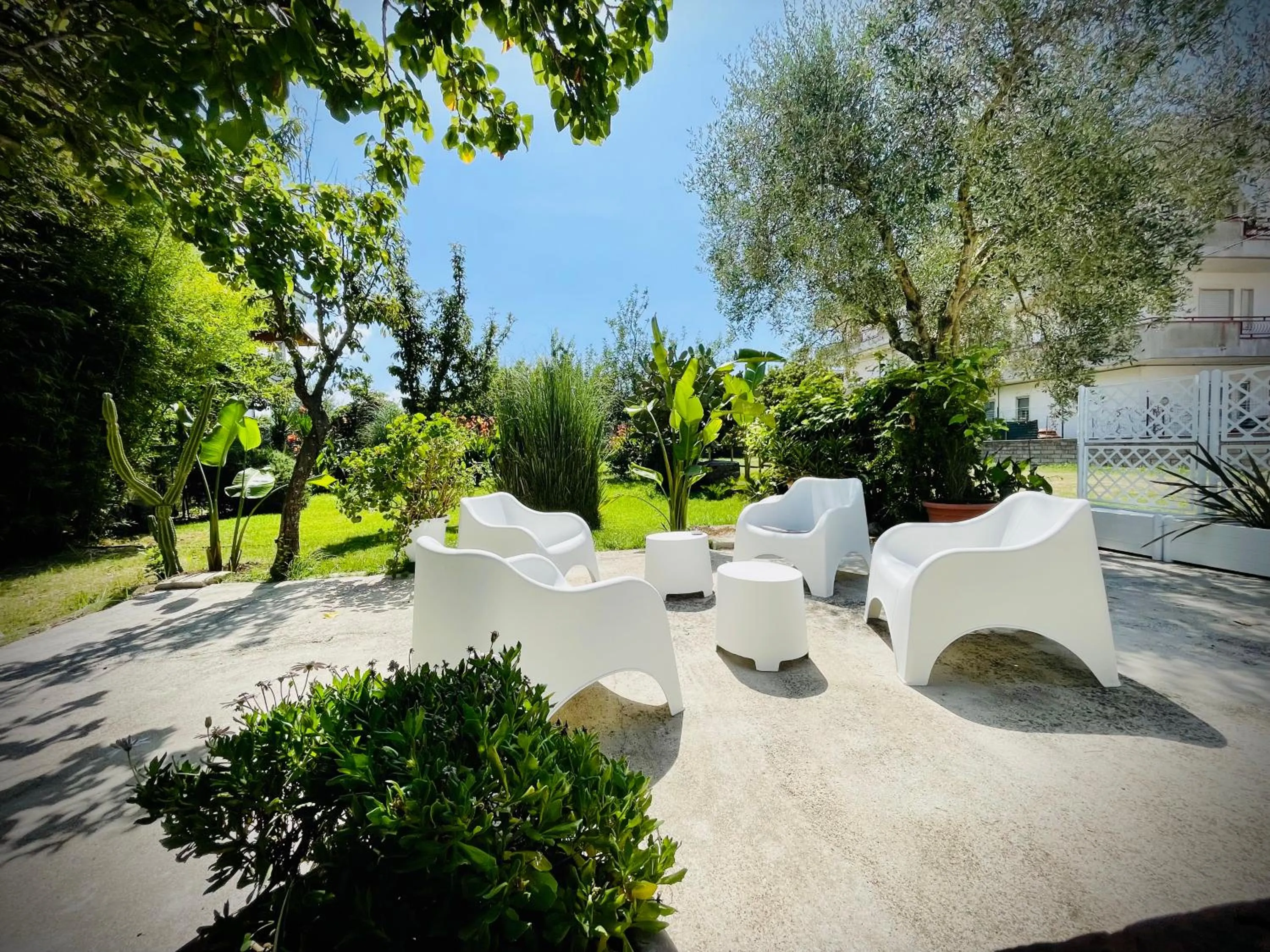 Day in Minturnae Hotel