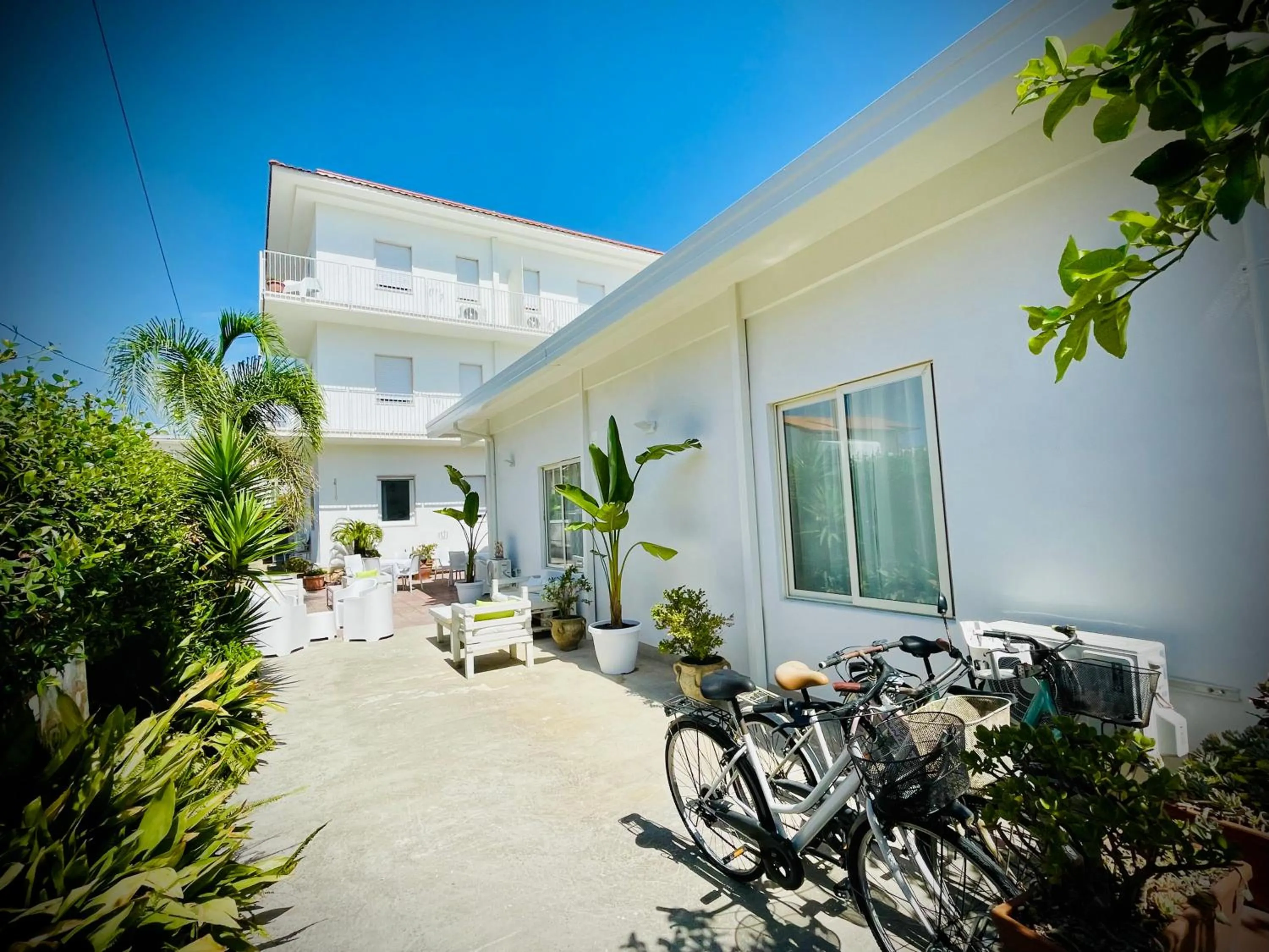 Property building in Minturnae Hotel