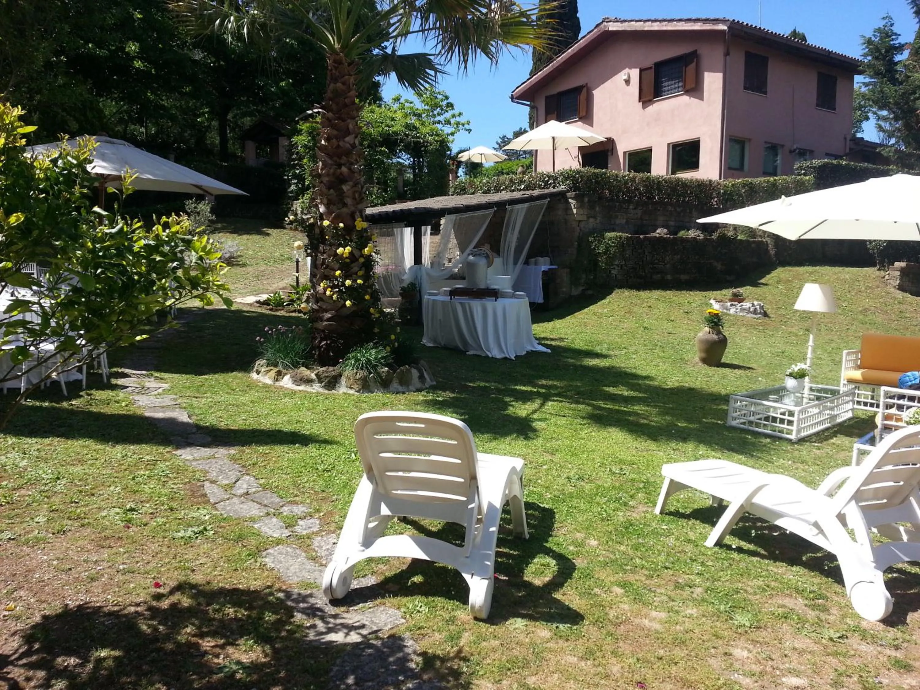 Garden view in Villa di Christian e Michelle