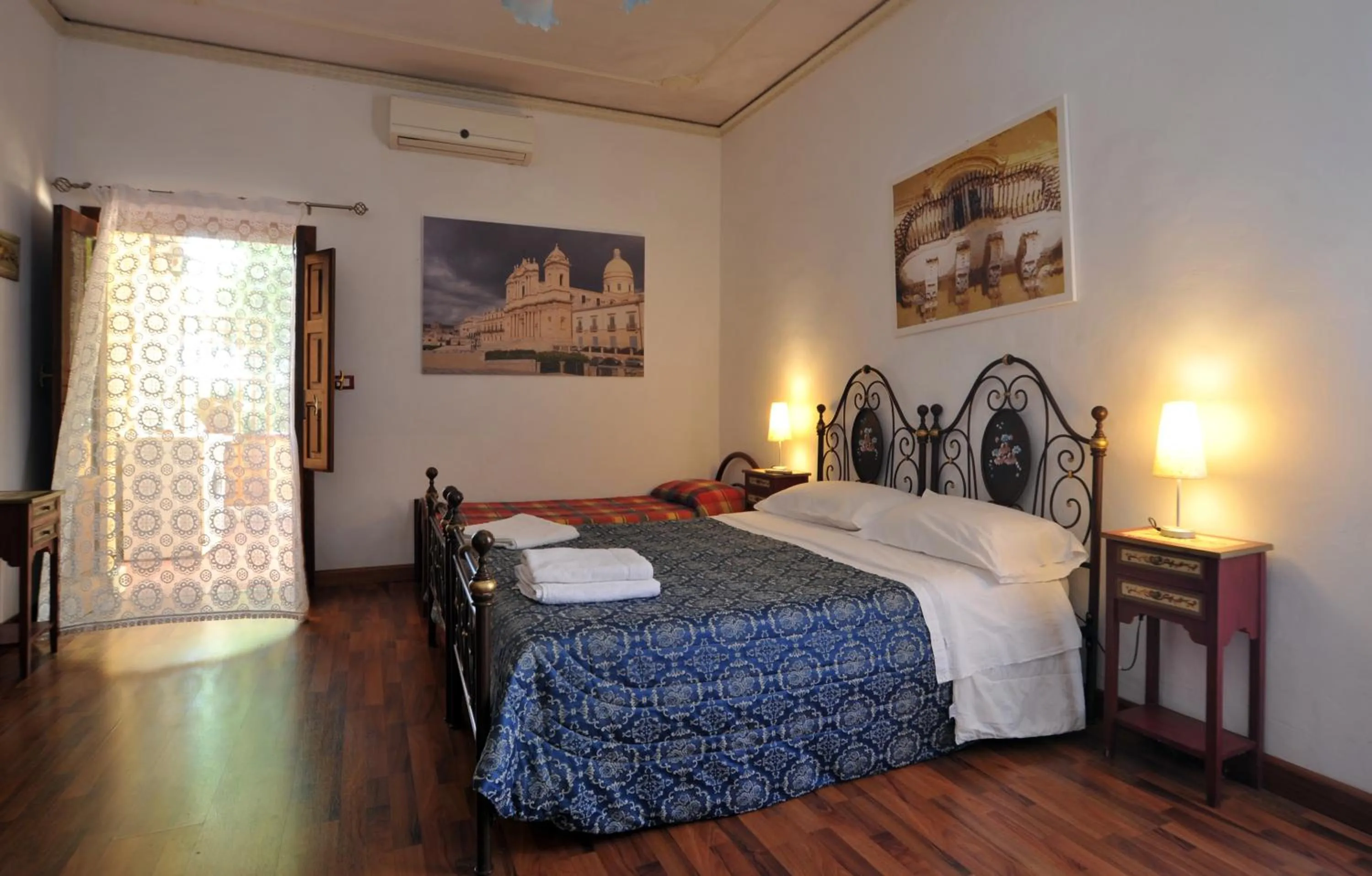 Bedroom, Bed in Il Giardino Di Pietra