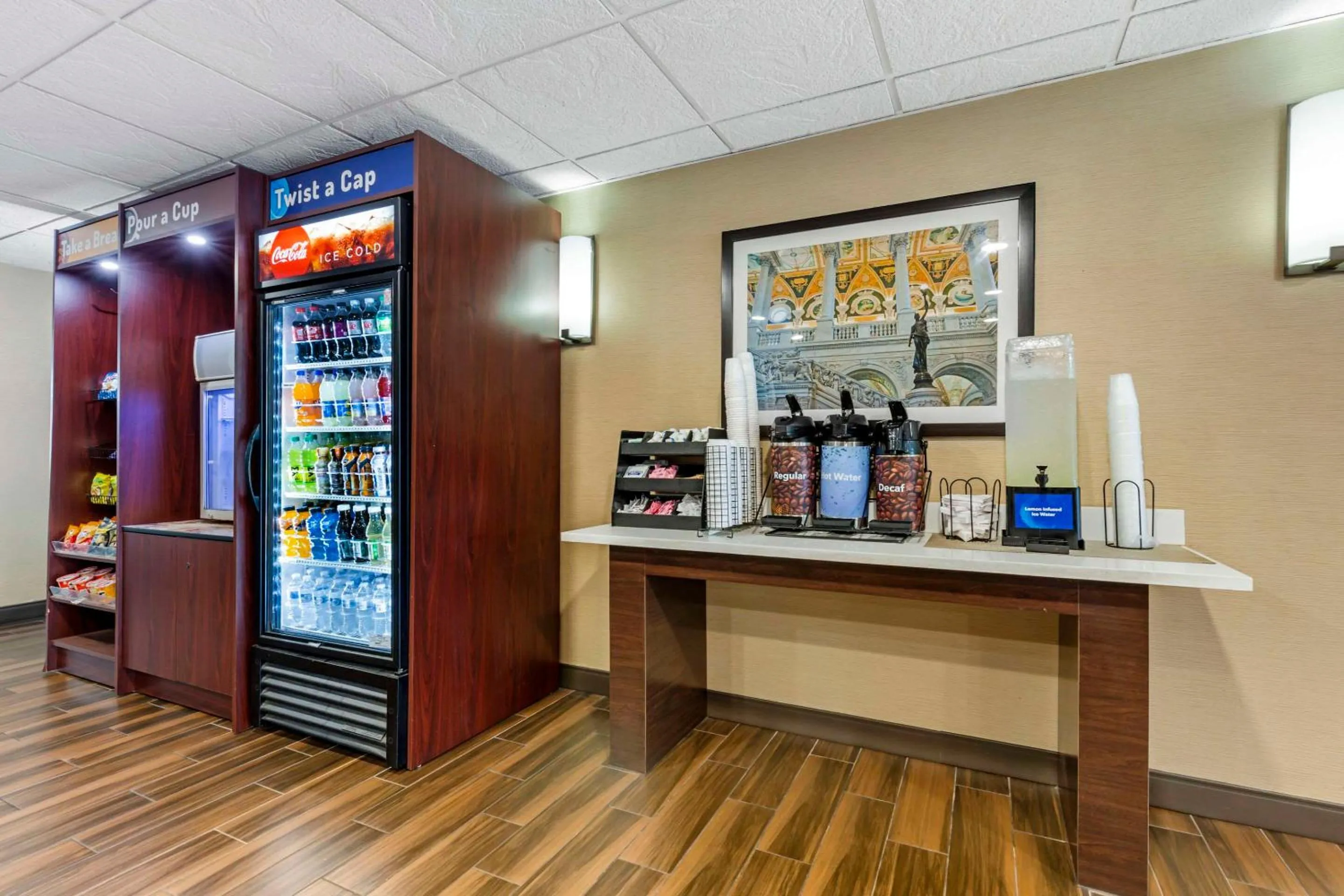 Other in Comfort Inn Herndon-Reston