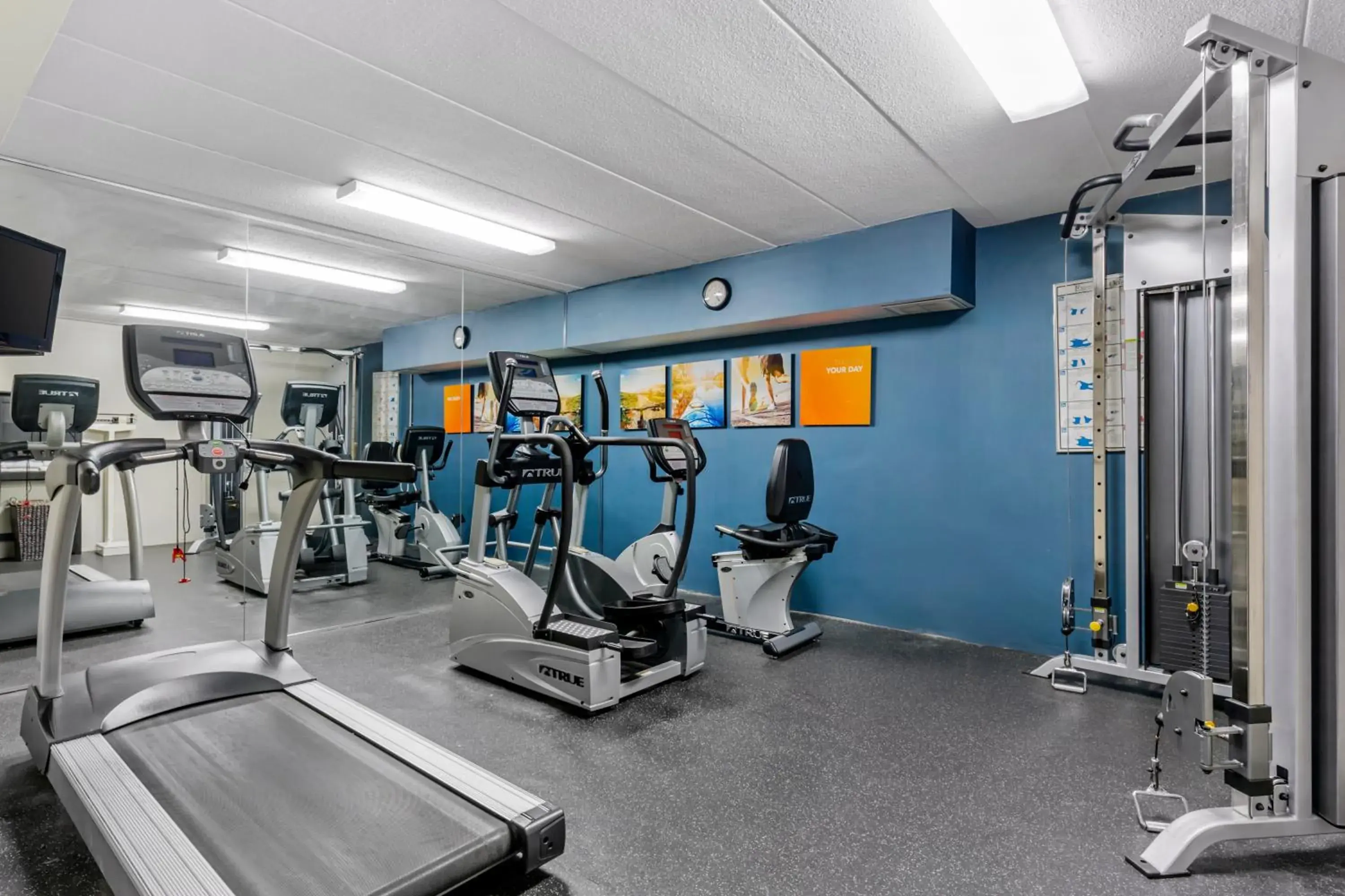 Fitness centre/facilities in Comfort Inn Herndon-Reston Fitness centre/facilities in Comfort Inn Herndon-Reston