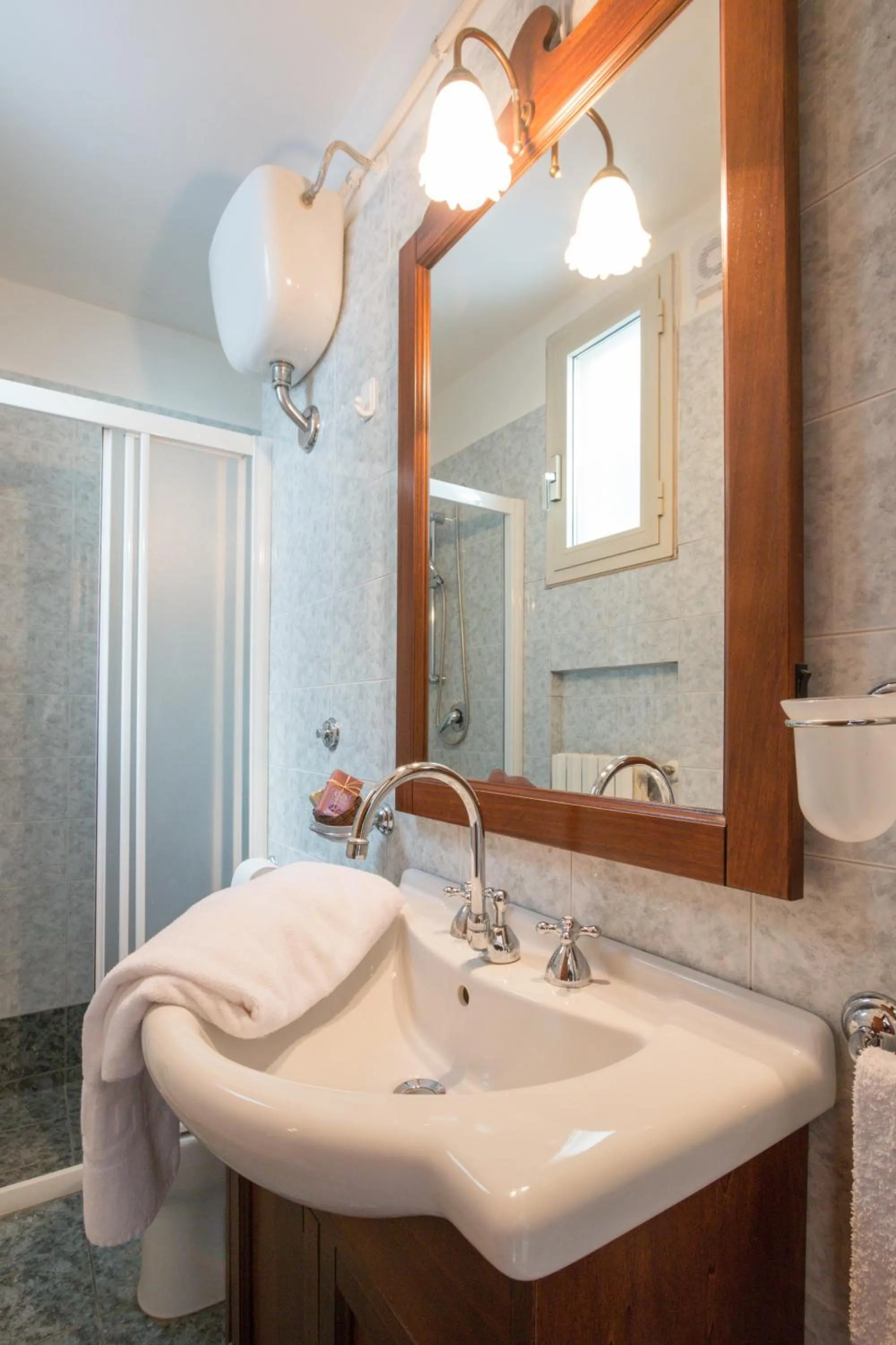 Shower in B&B Corte Dei Musco