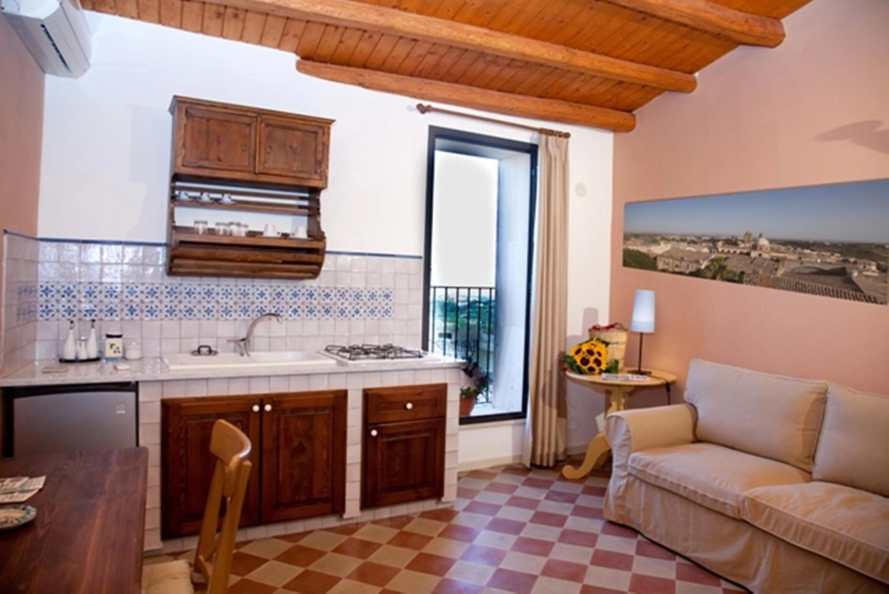 Kitchen or kitchenette in Carruggiu Casavacanze
