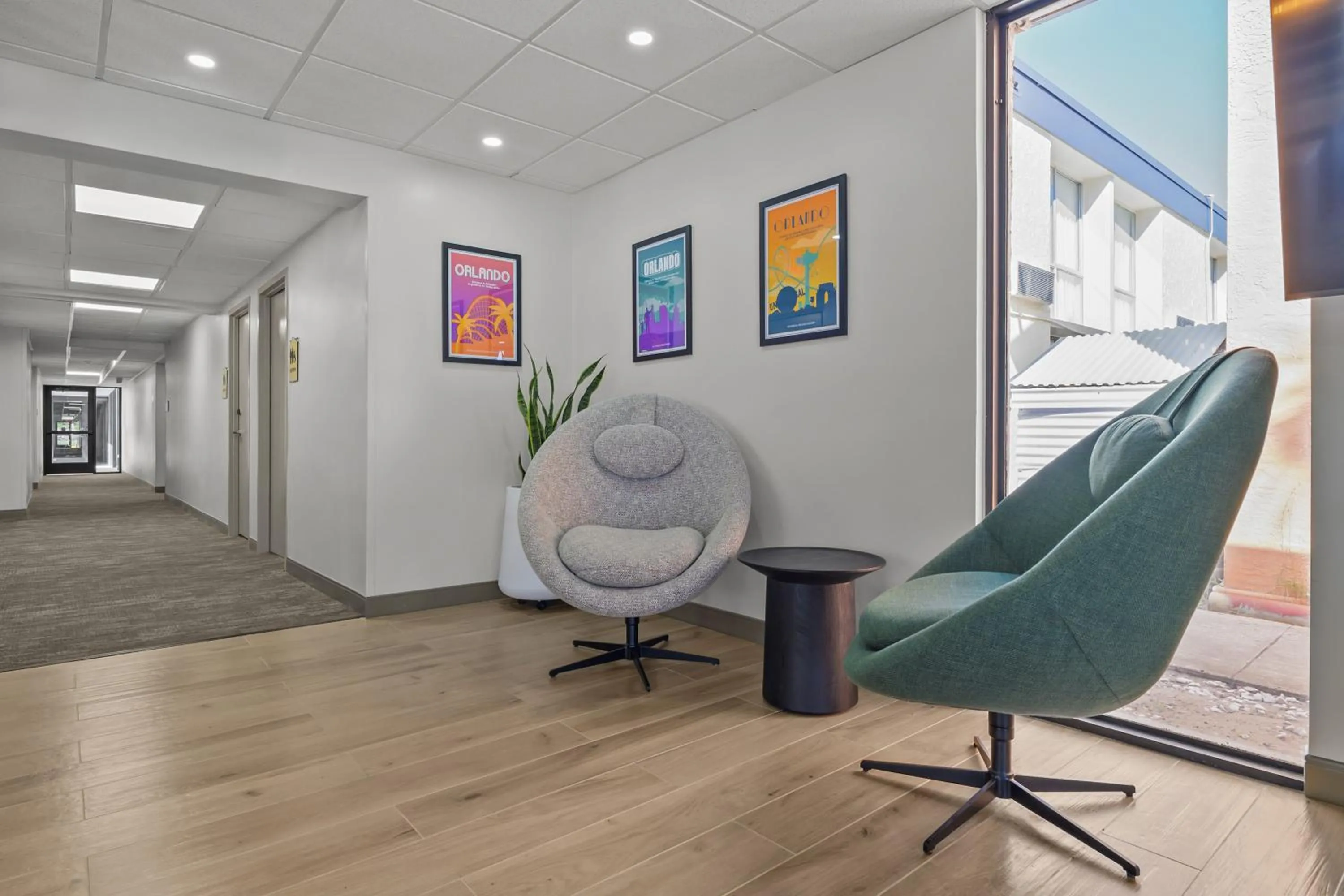 Lobby or reception in B&B HOTEL Orlando International Drive near Universal - Newly Renovated!