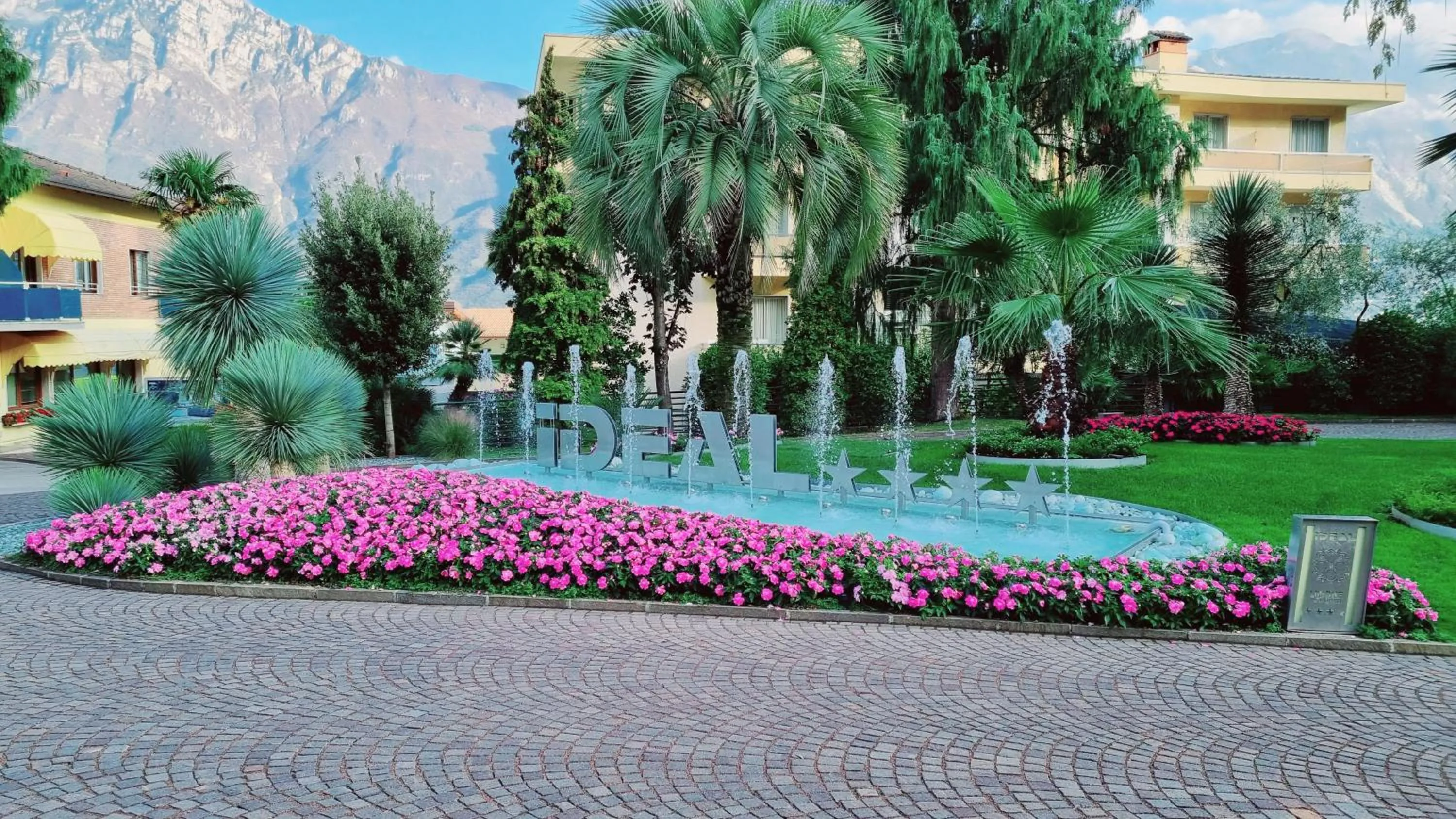 Garden in Hotel Ideal