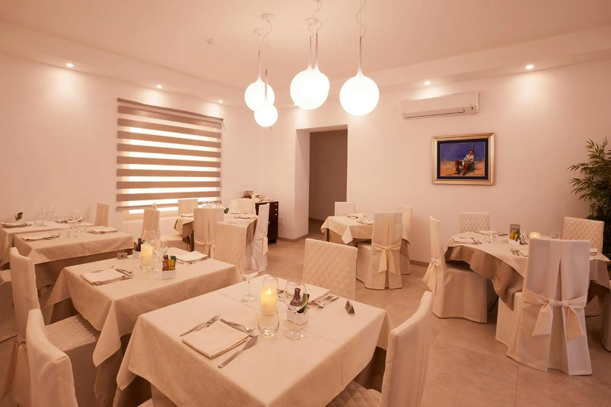 Restaurant/places to eat in Alba D'Amore Hotel & Spa