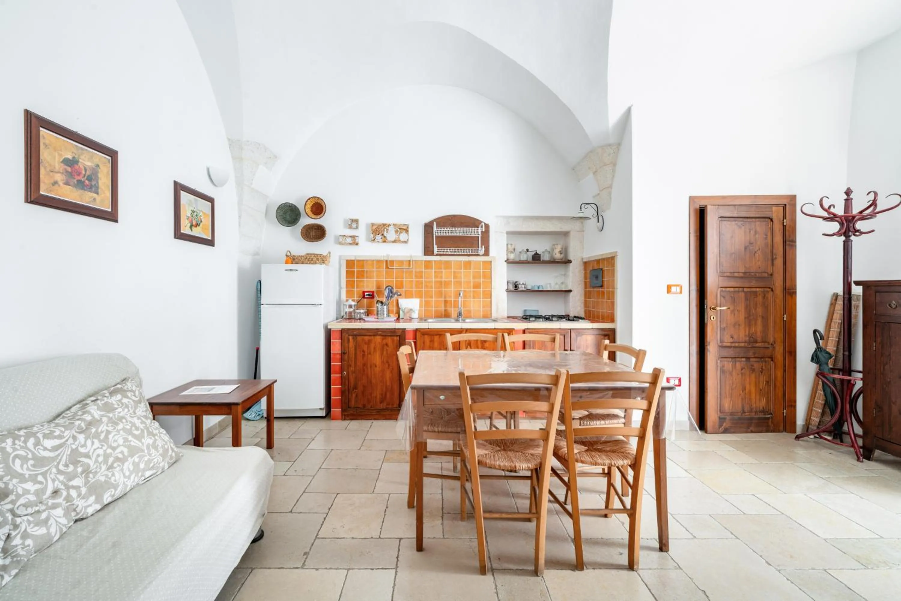 One-Bedroom Apartment - Separate Building in Casa Colombo & Casa Scipione by Rentbeat