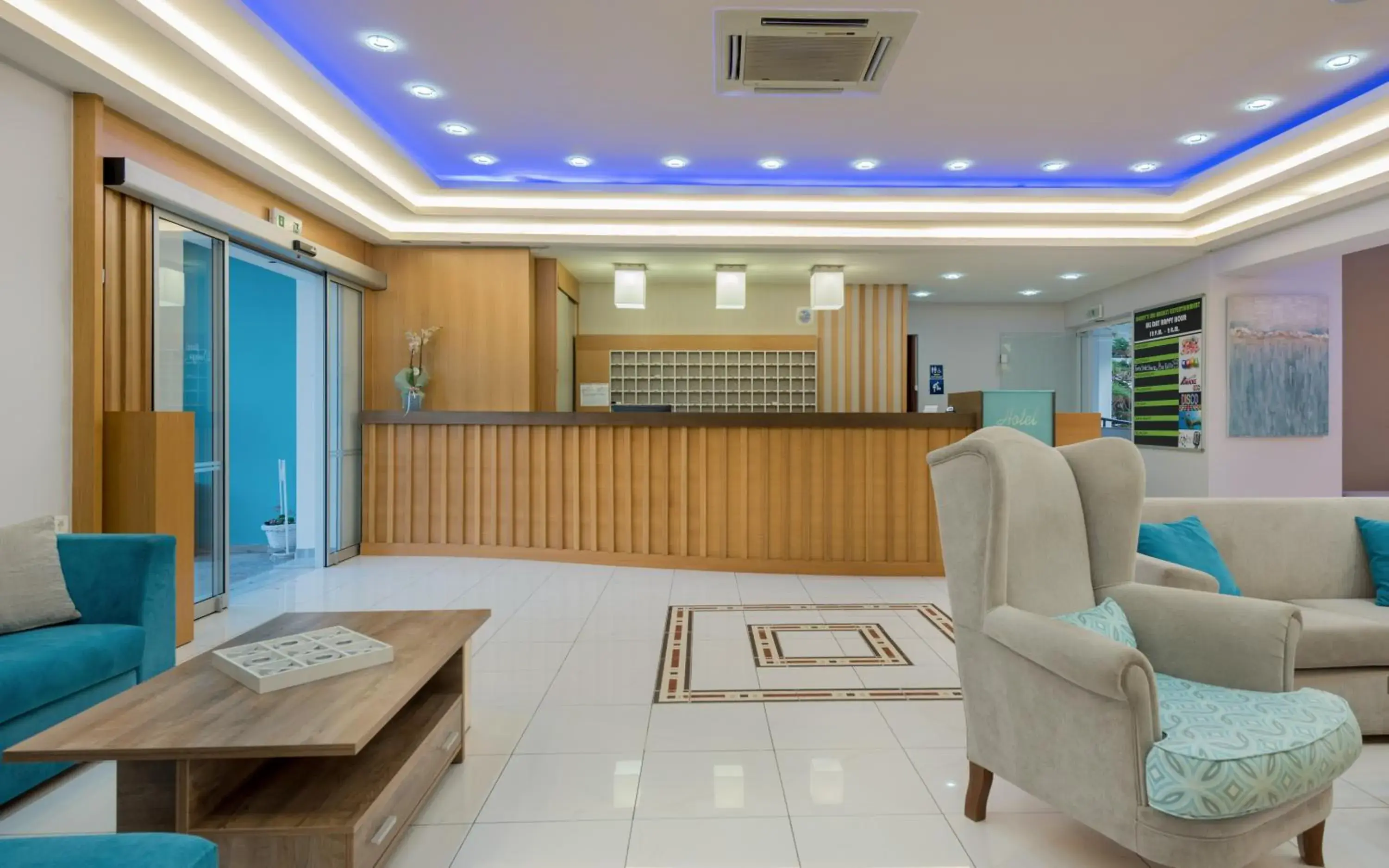 Property building in Dennys Inn Hotel Property building in Dennys Inn Hotel