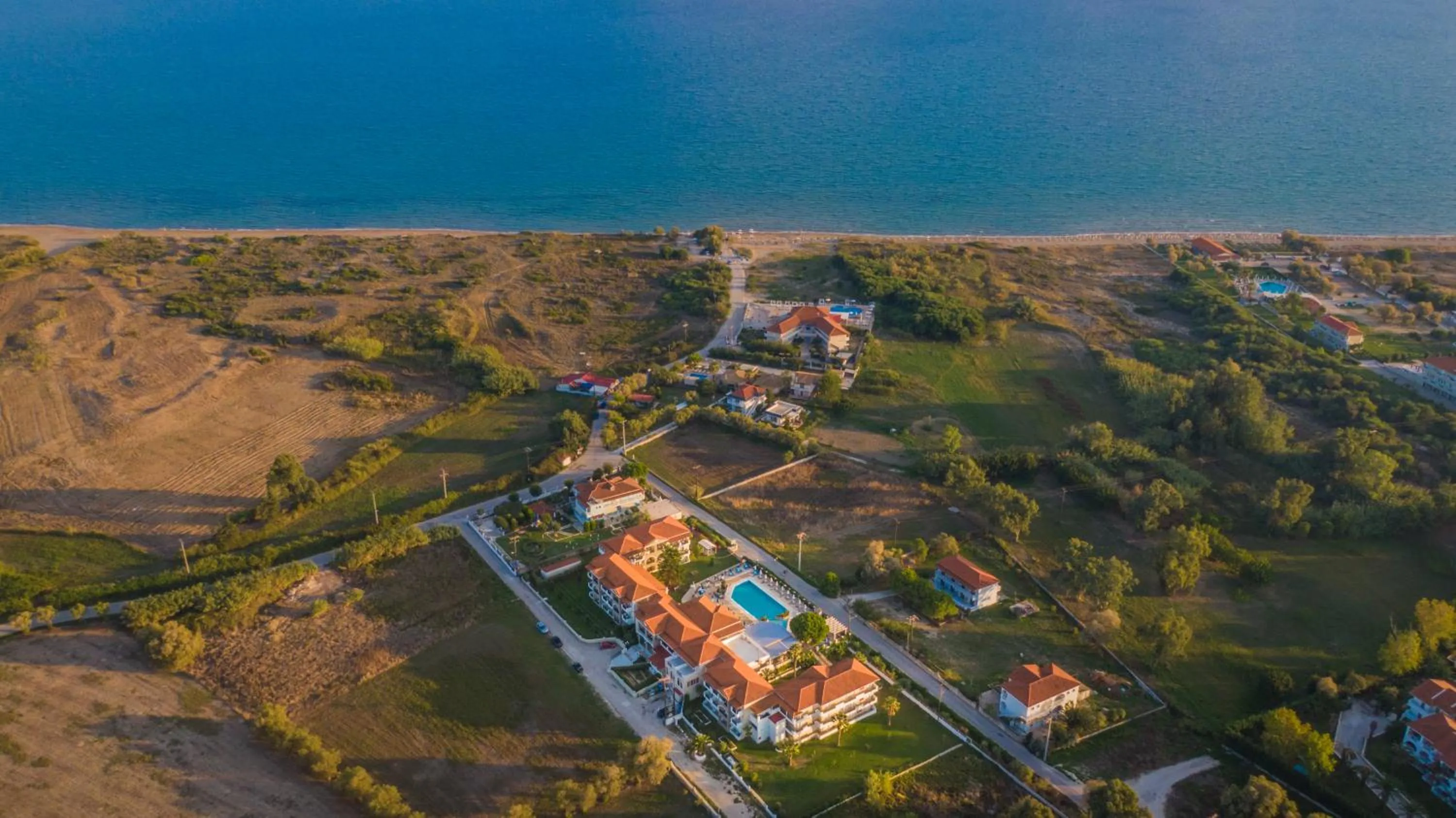 Property building in Dennys Inn Hotel