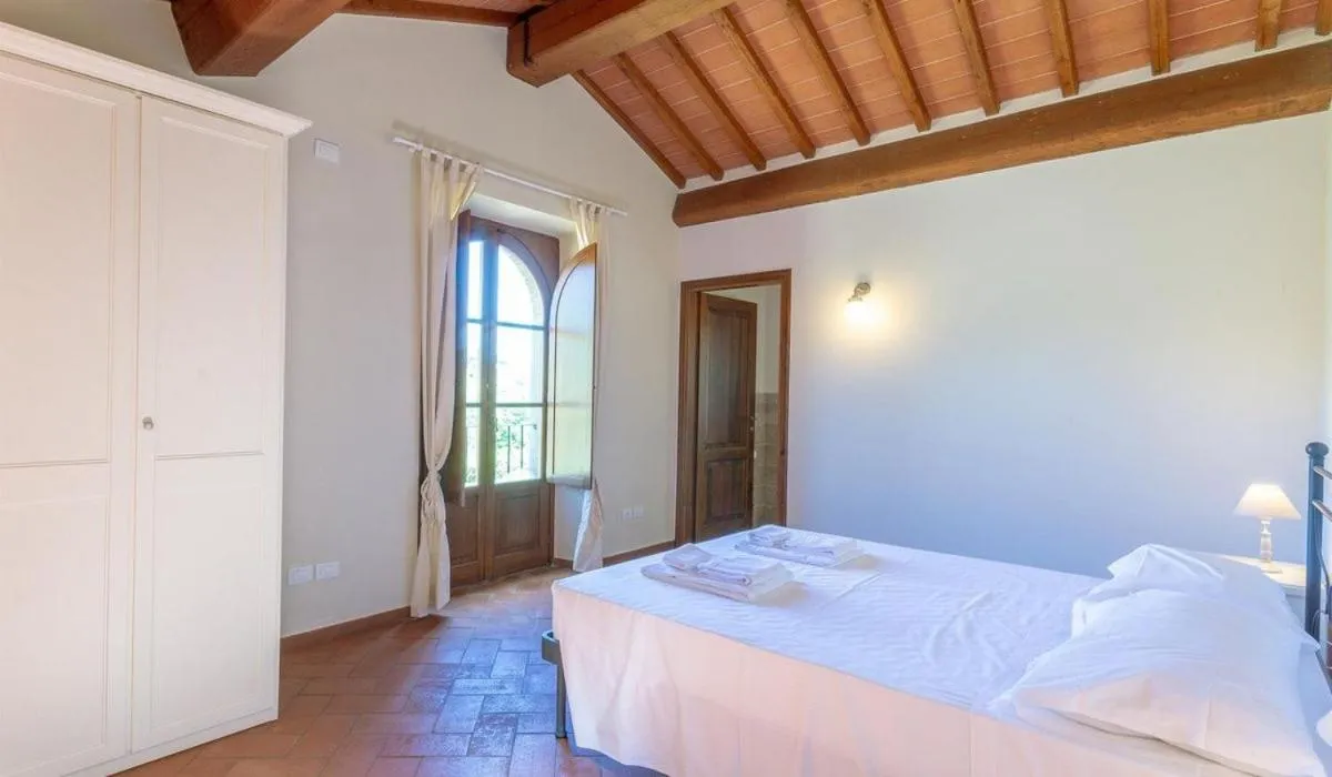 Photo of the whole room, Bed in Poggio Cennina Resort