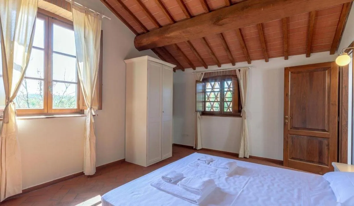 Photo of the whole room, Bed in Poggio Cennina Resort