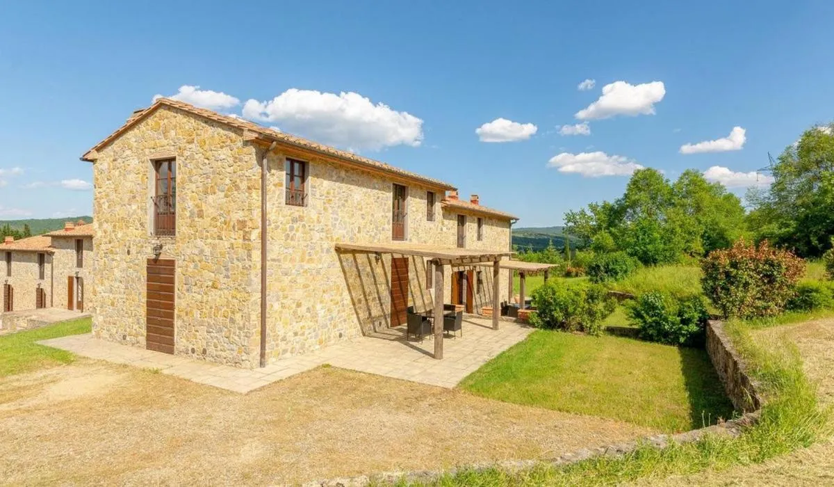 Property building in Poggio Cennina Resort