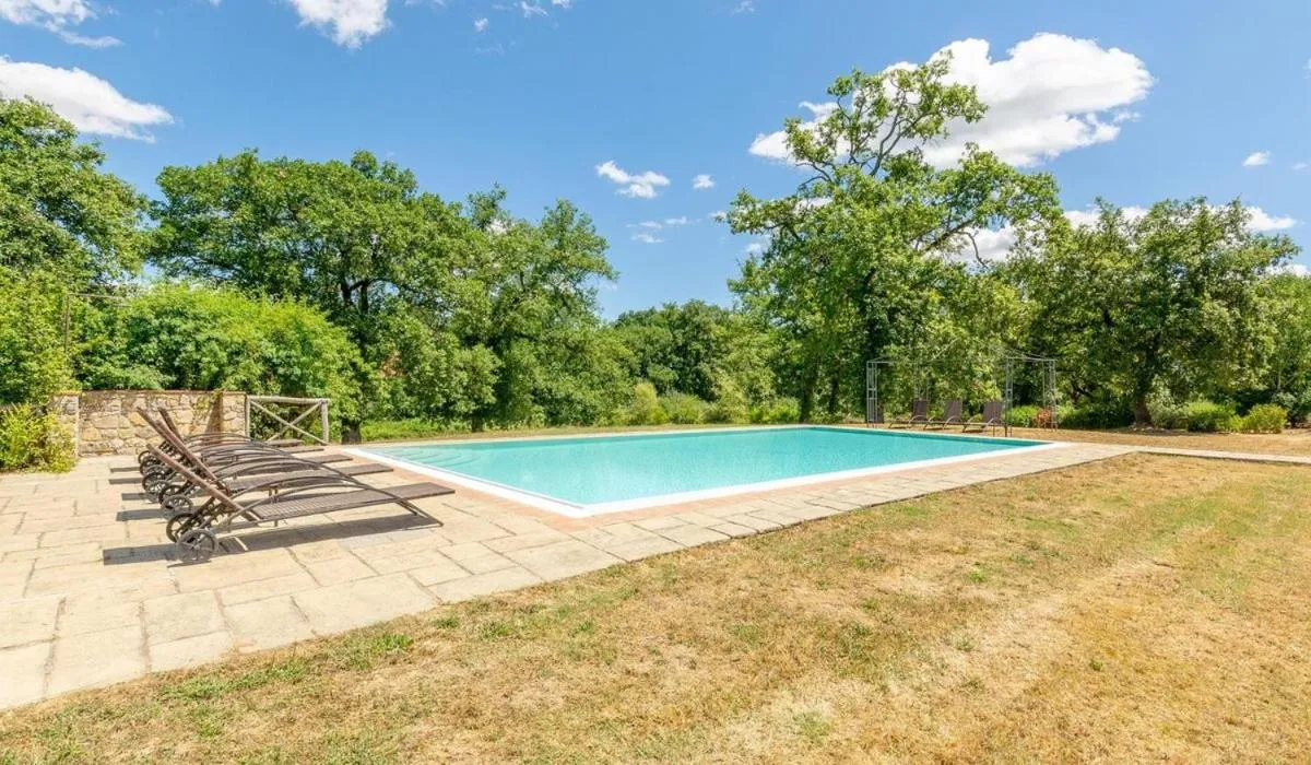 Garden in Poggio Cennina Resort