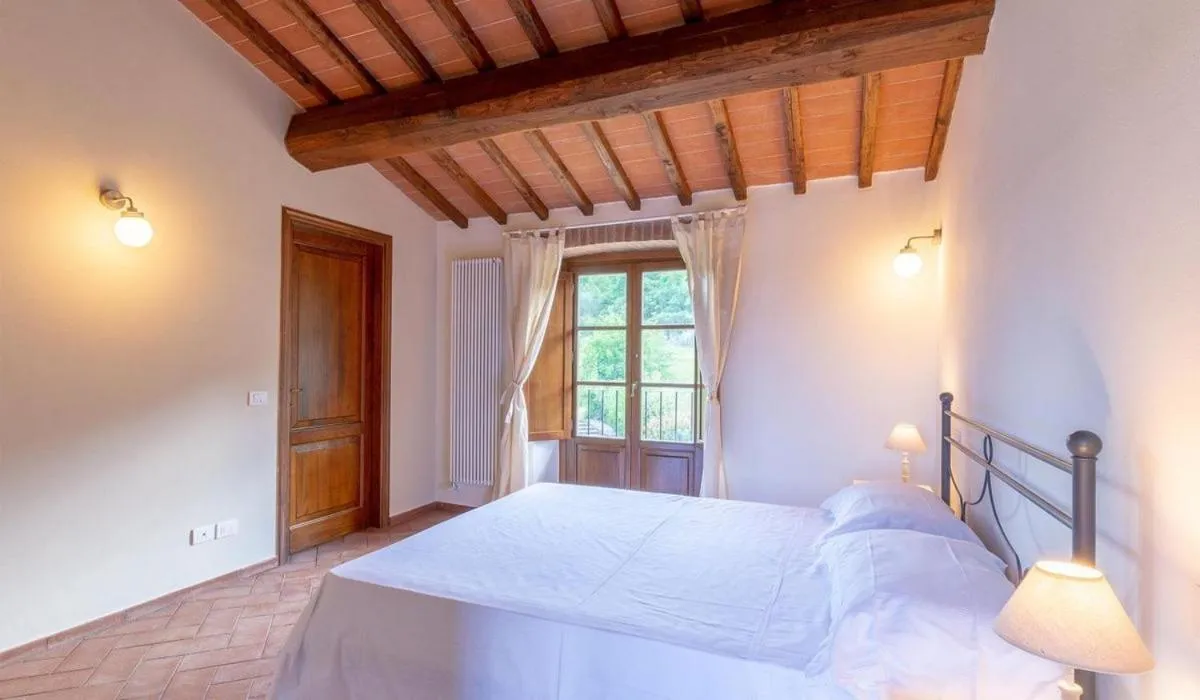 Photo of the whole room, Bed in Poggio Cennina Resort