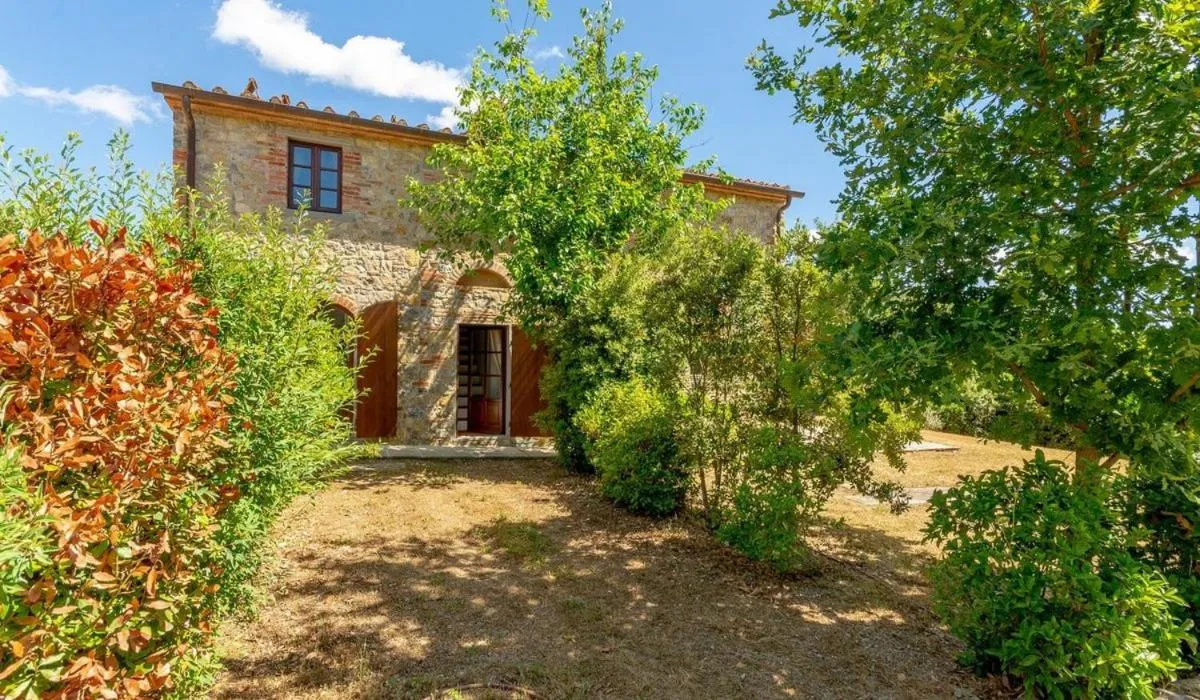 Property building in Poggio Cennina Resort