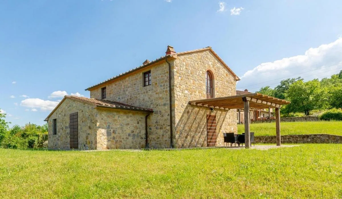Property building in Poggio Cennina Resort
