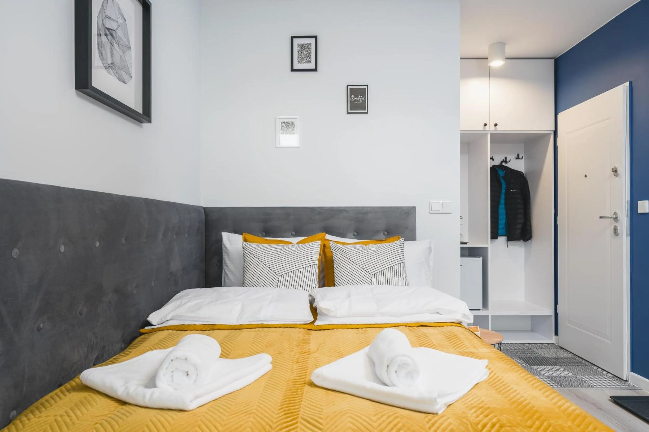 Bed in Sarah Apartments Old Town