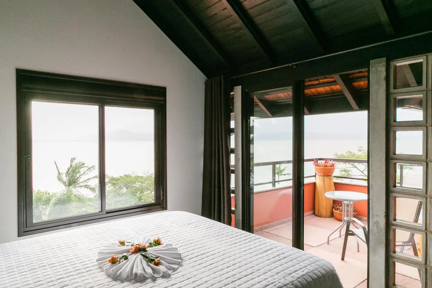 Balcony/Terrace, Bed in Refúgio do Cacupé